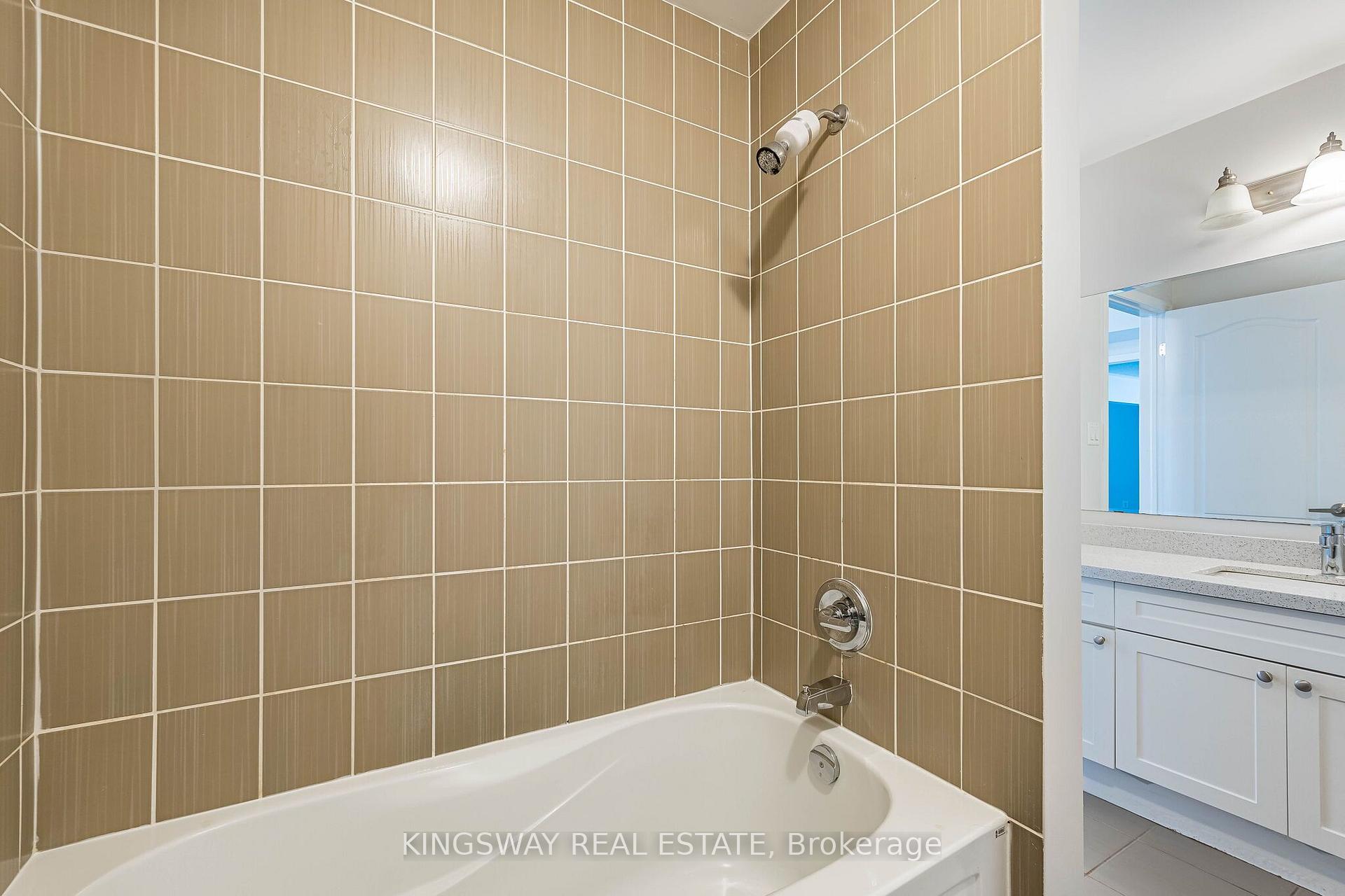 Photo 33 of 323 Cochrane Terrace, Milton, Willmott — HOMEH