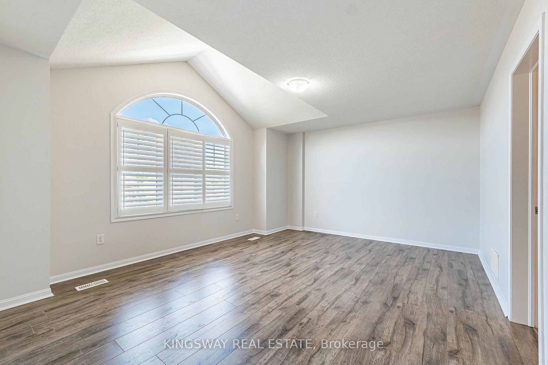 Photo 34 of 323 Cochrane Terrace, Milton, Willmott — HOMEH