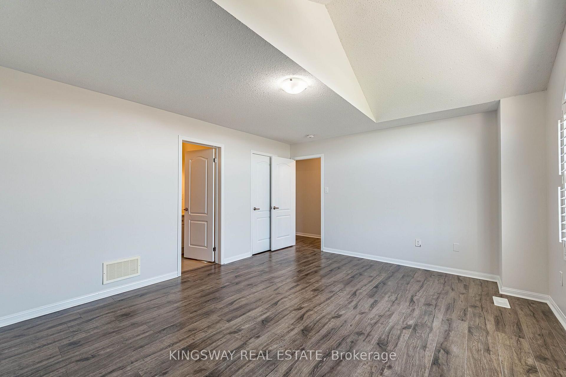 Photo 35 of 323 Cochrane Terrace, Milton, Willmott — HOMEH