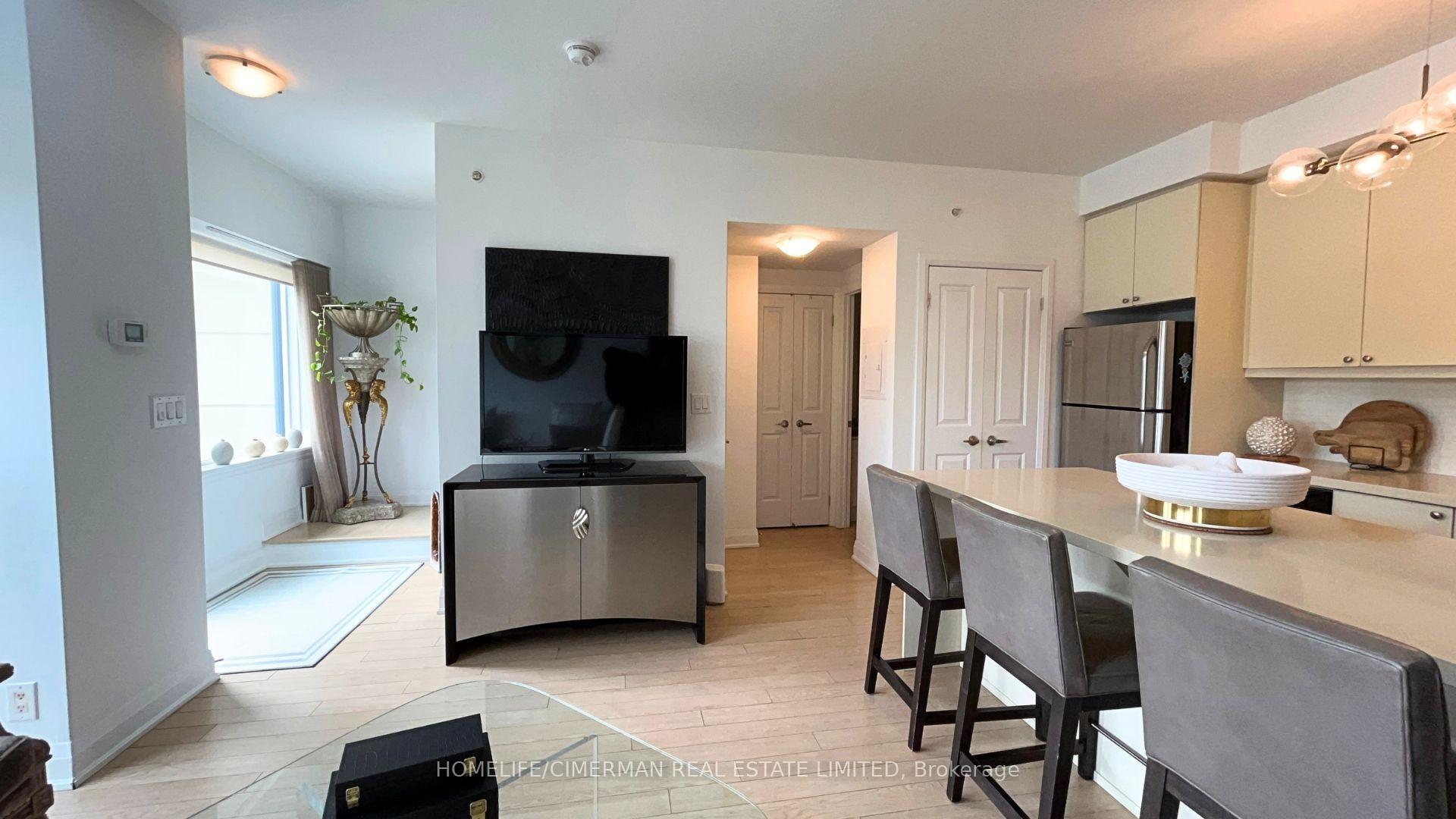 Photo 34 of Unit 118, 12 Woodstream Boulevard, Vaughan, Vaughan Grove — HOMEH