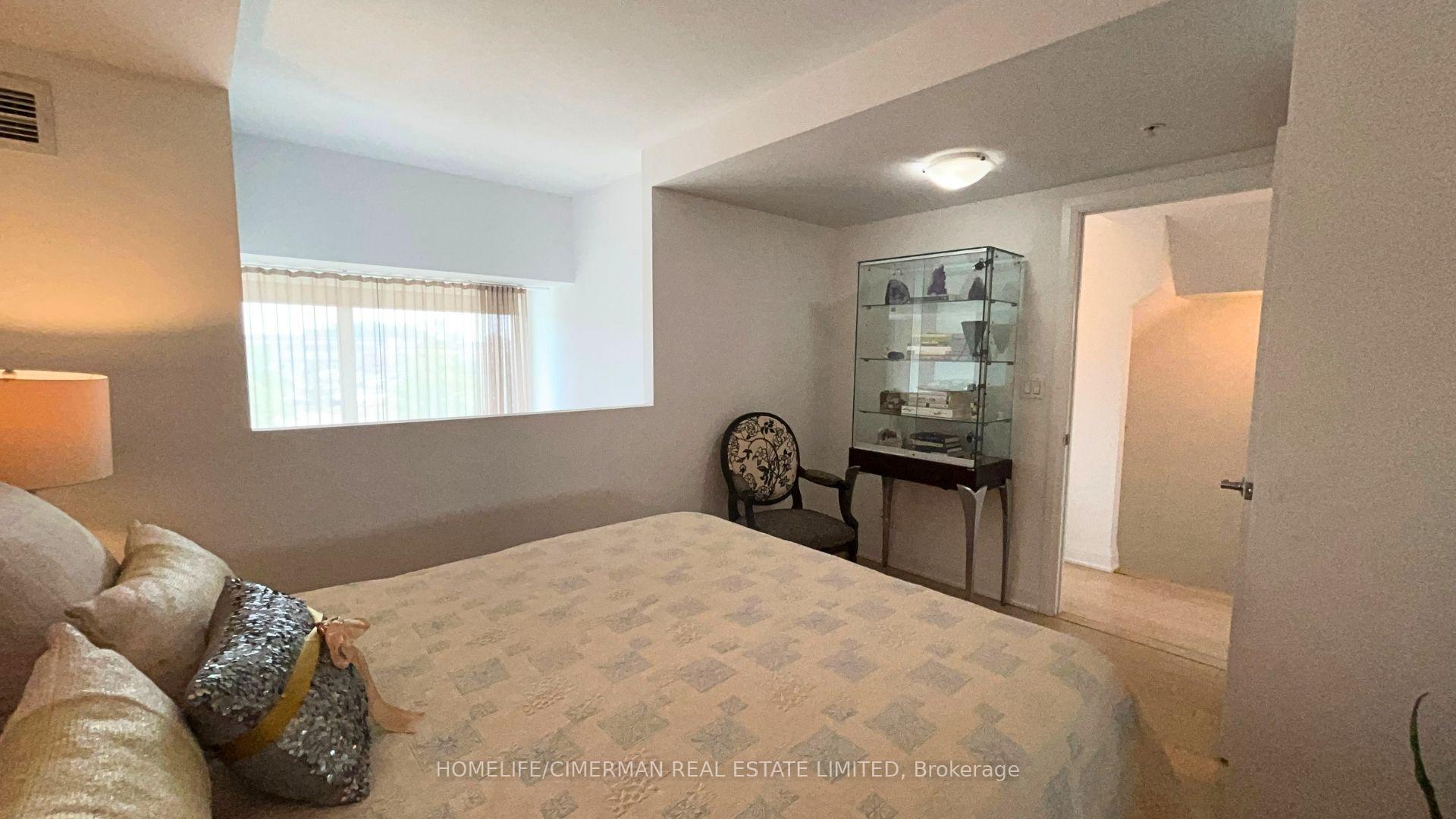 Photo 43 of Unit 118, 12 Woodstream Boulevard, Vaughan, Vaughan Grove — HOMEH