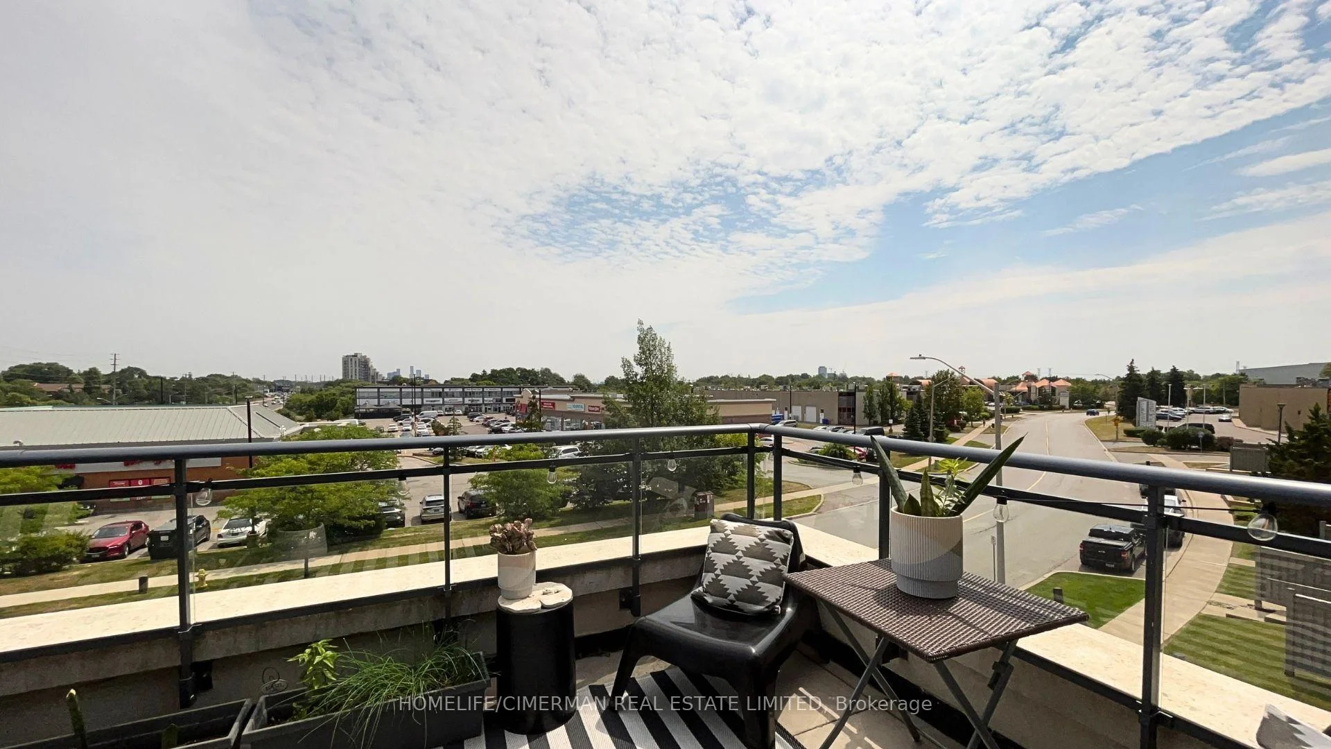 Photo 21 of Unit 118, 12 Woodstream Boulevard, Vaughan, Vaughan Grove — HOMEH