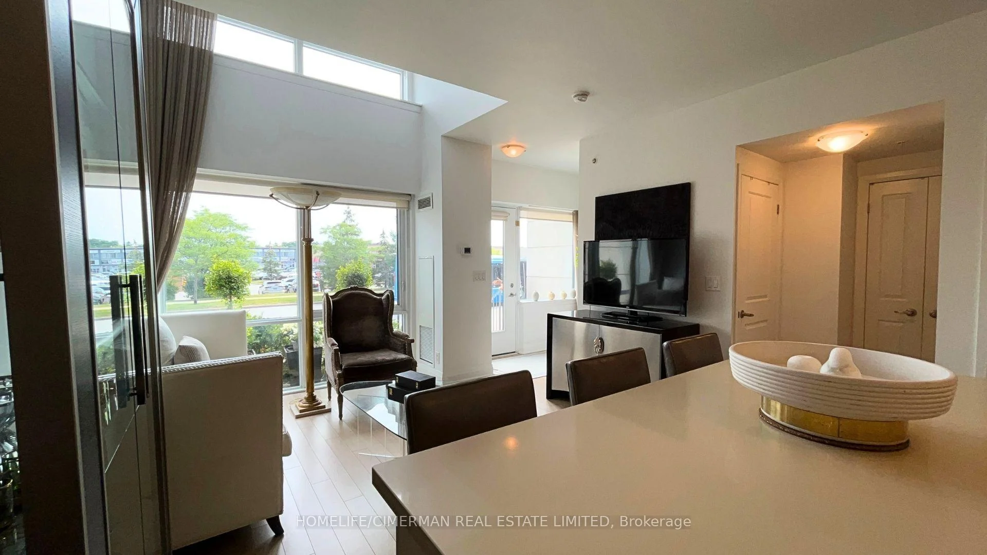 Photo 82 of Unit 118, 12 Woodstream Boulevard, Vaughan, Vaughan Grove — HOMEH