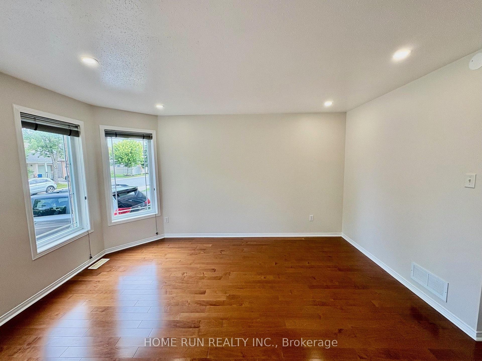 Photo 6 of 52 Collington Street, Ottawa, Barrhaven East — HOMEH