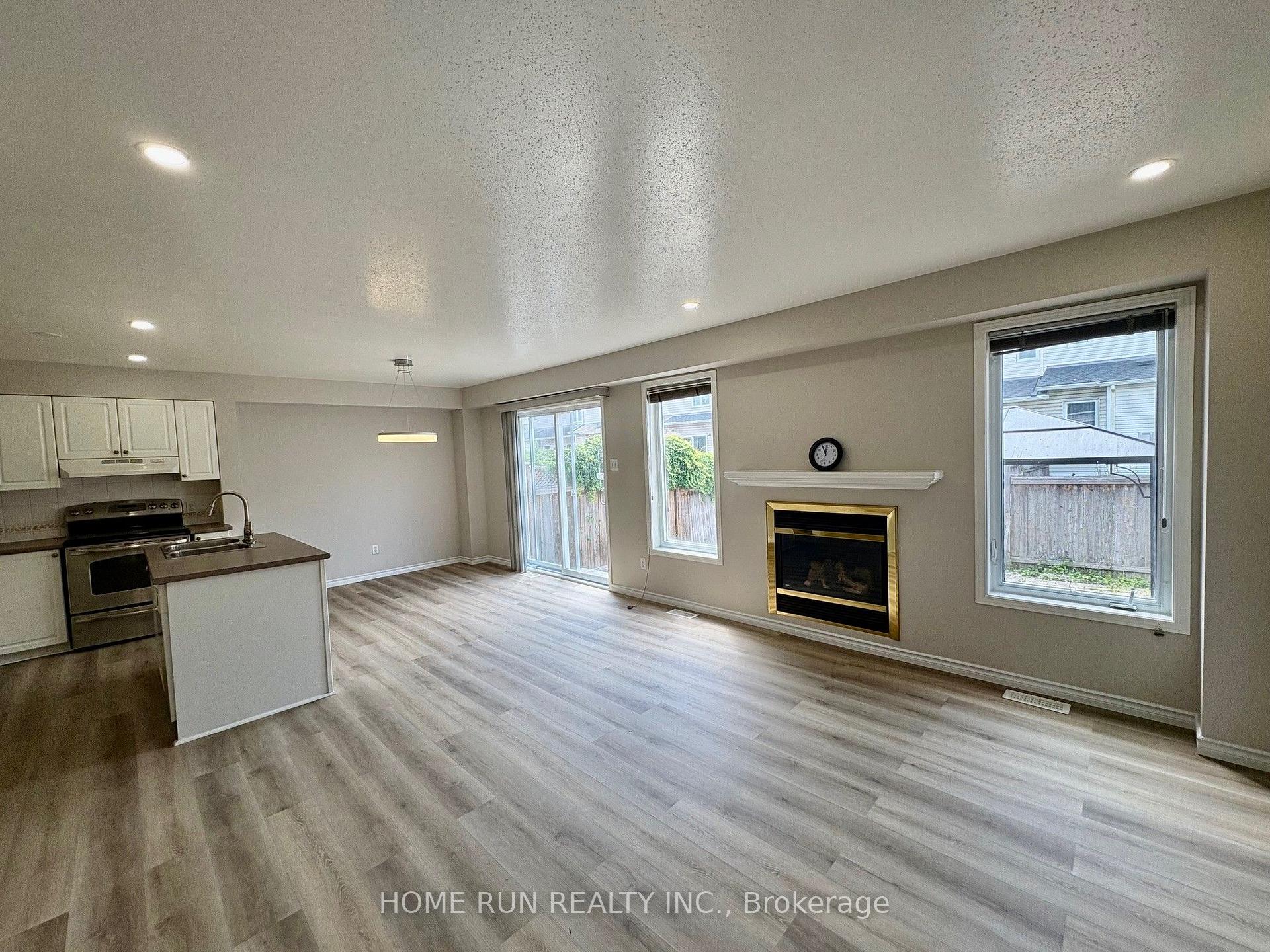 Photo 11 of 52 Collington Street, Ottawa, Barrhaven East — HOMEH