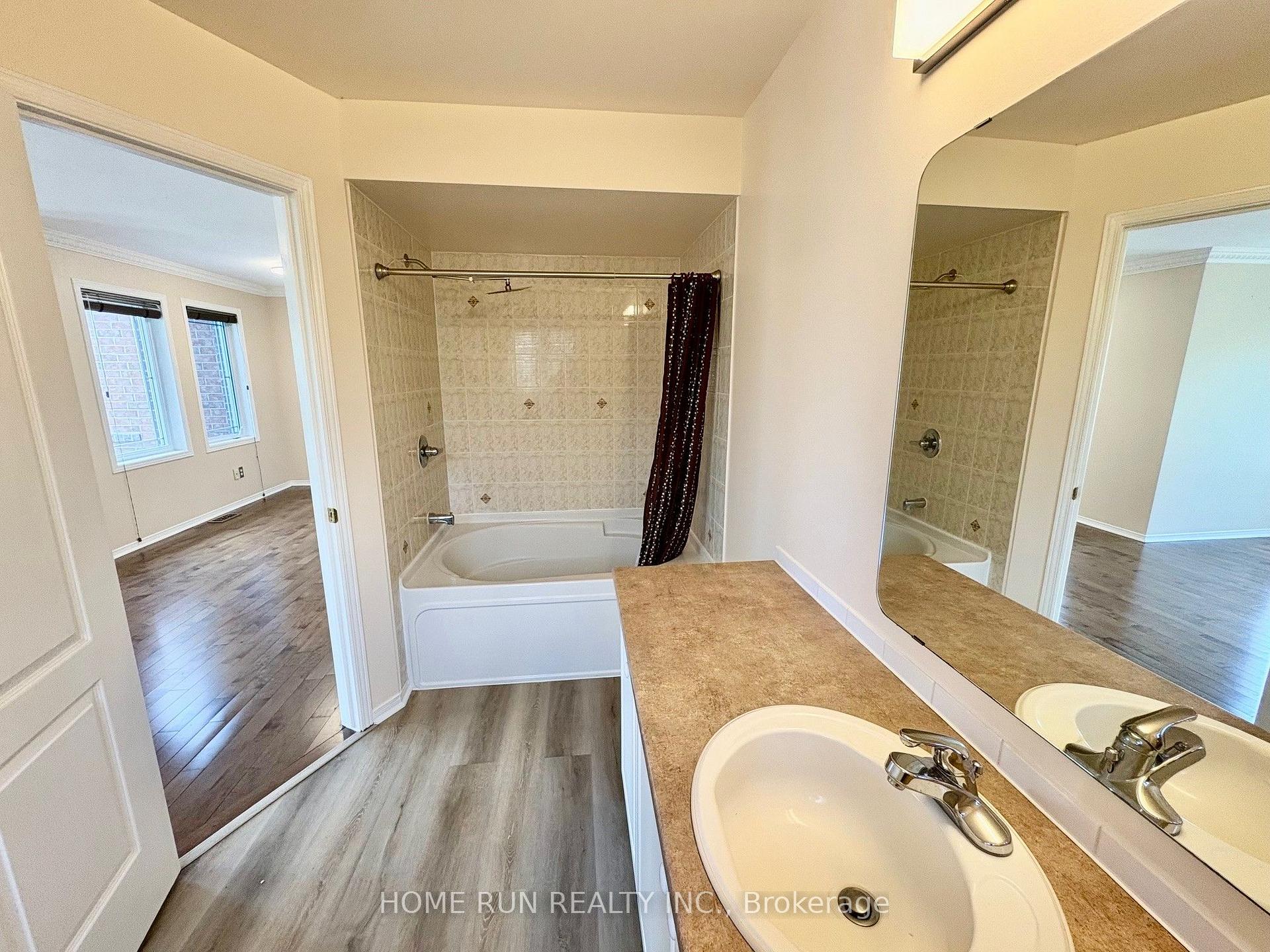 Photo 30 of 52 Collington Street, Ottawa, Barrhaven East — HOMEH