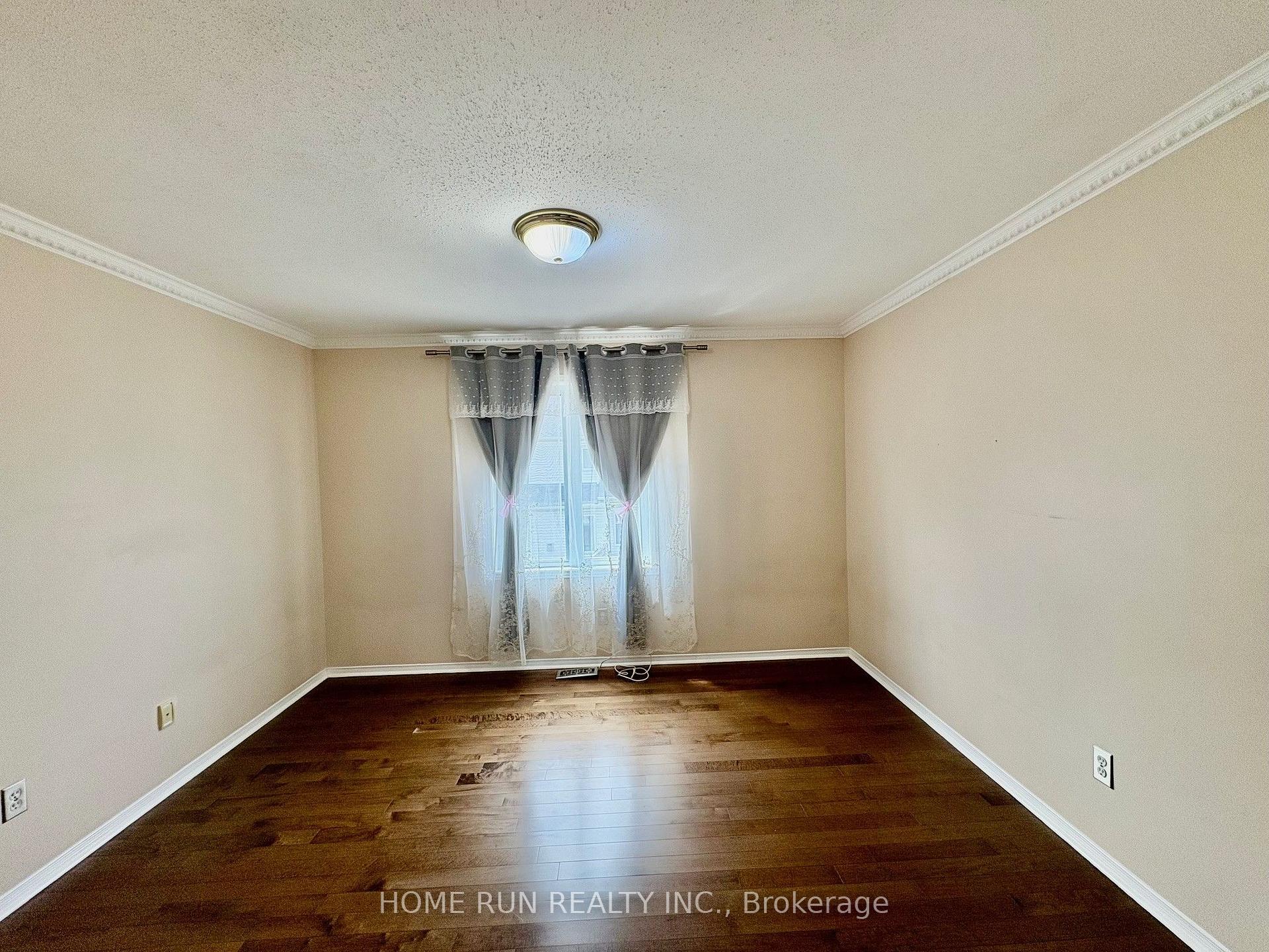Photo 32 of 52 Collington Street, Ottawa, Barrhaven East — HOMEH