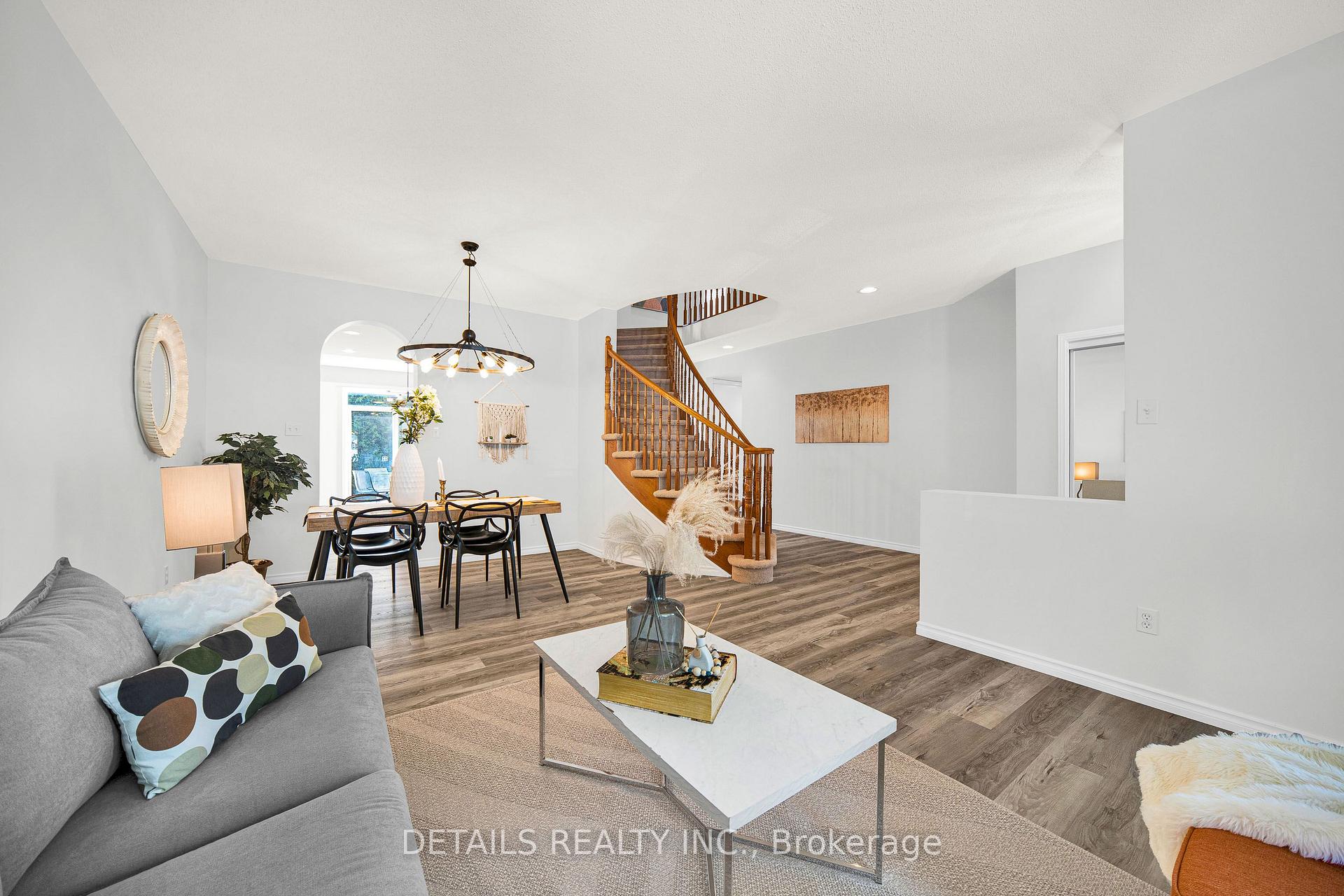 Photo 5 of 757 Schubert Circle, Ottawa, Avalon East — HOMEH
