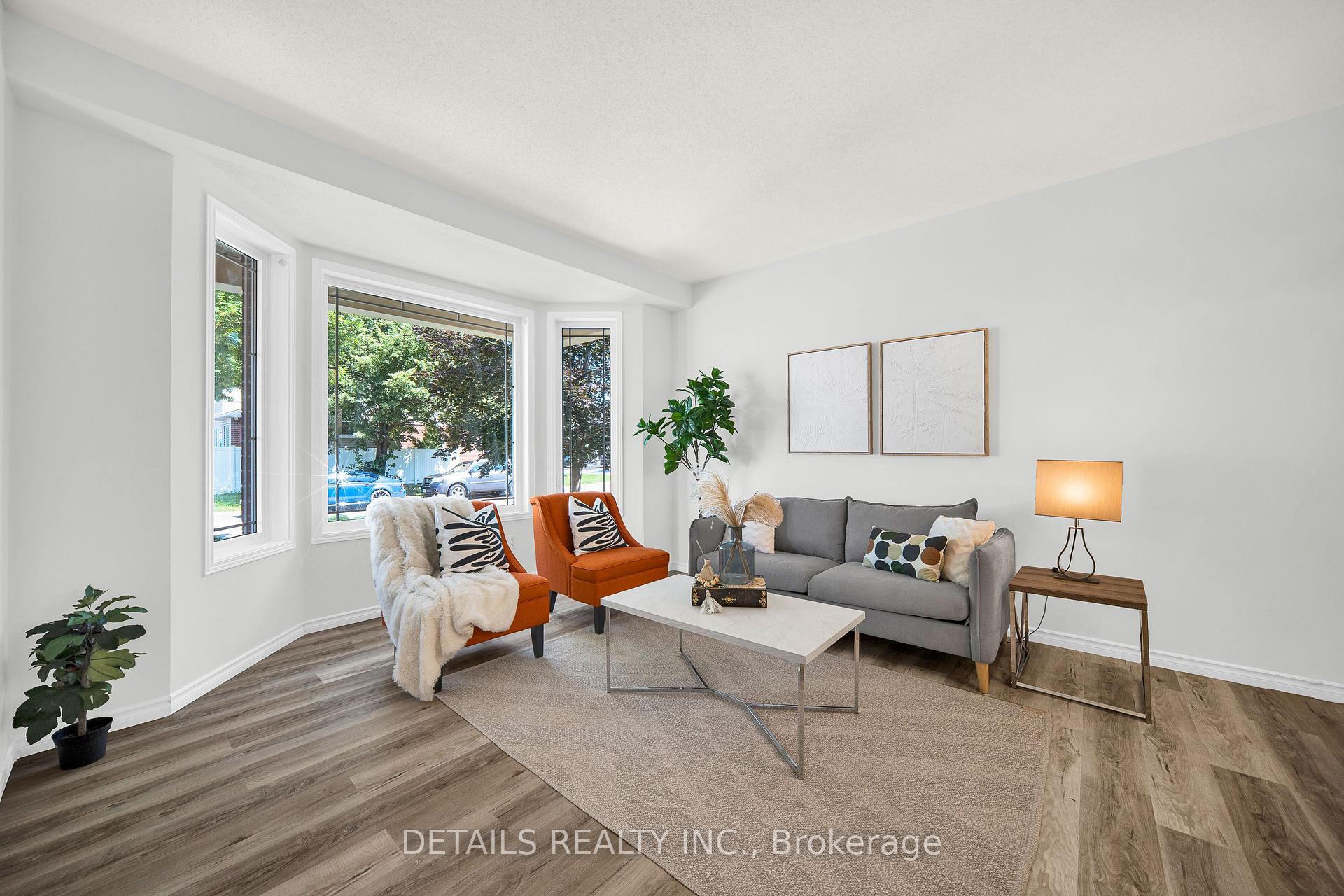 Photo 6 of 757 Schubert Circle, Ottawa, Avalon East — HOMEH