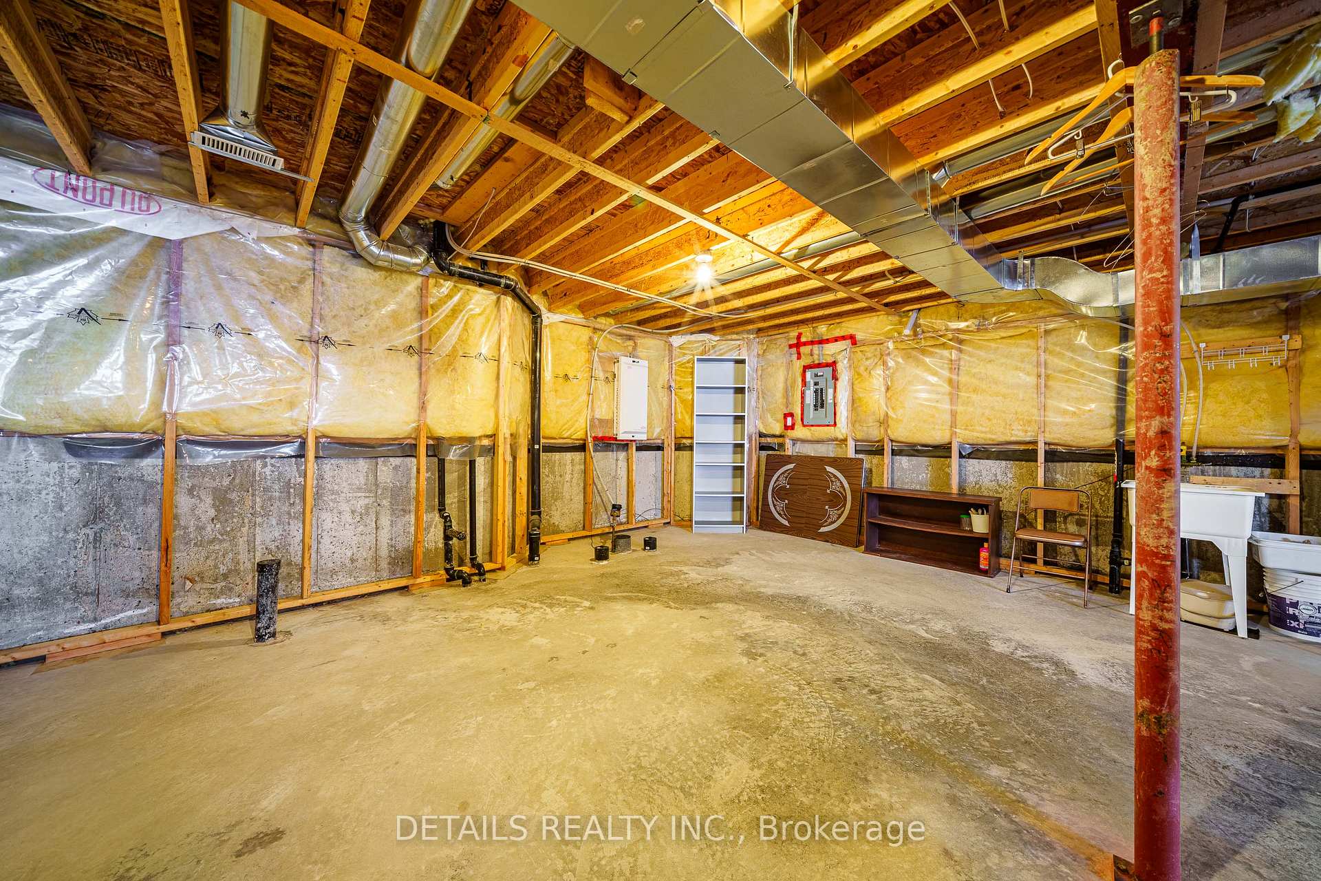 Photo 43 of 757 Schubert Circle, Ottawa, Avalon East — HOMEH