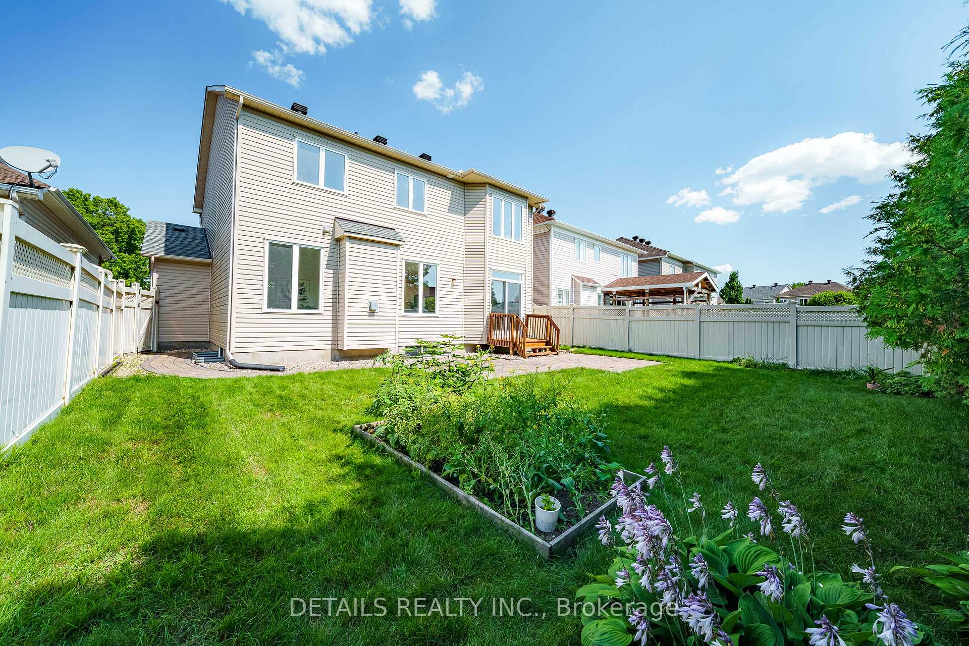 Photo 47 of 757 Schubert Circle, Ottawa, Avalon East — HOMEH
