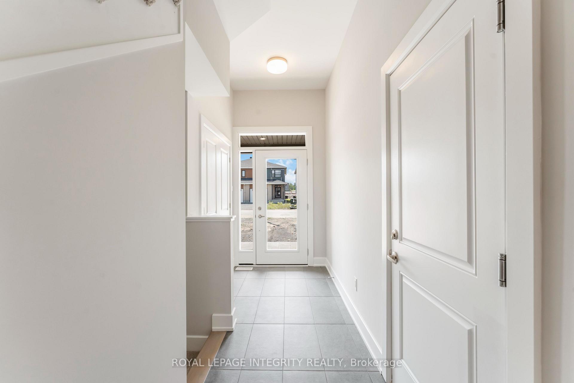 Photo 5 of 1182 Cope Street Drive, Ottawa, Stittsville (South) — HOMEH