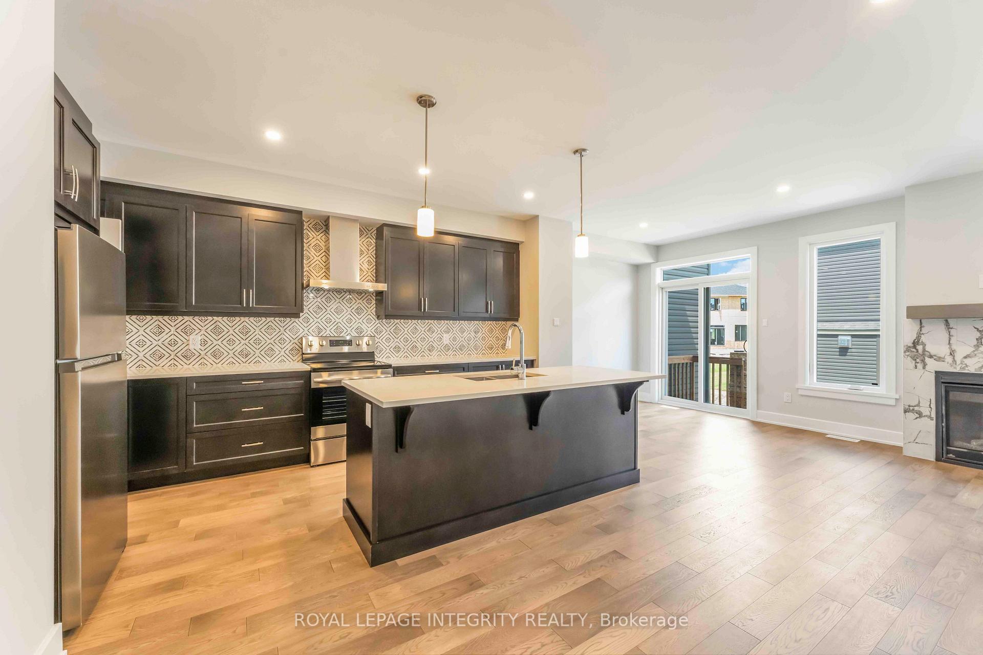 Photo 8 of 1182 Cope Street Drive, Ottawa, Stittsville (South) — HOMEH