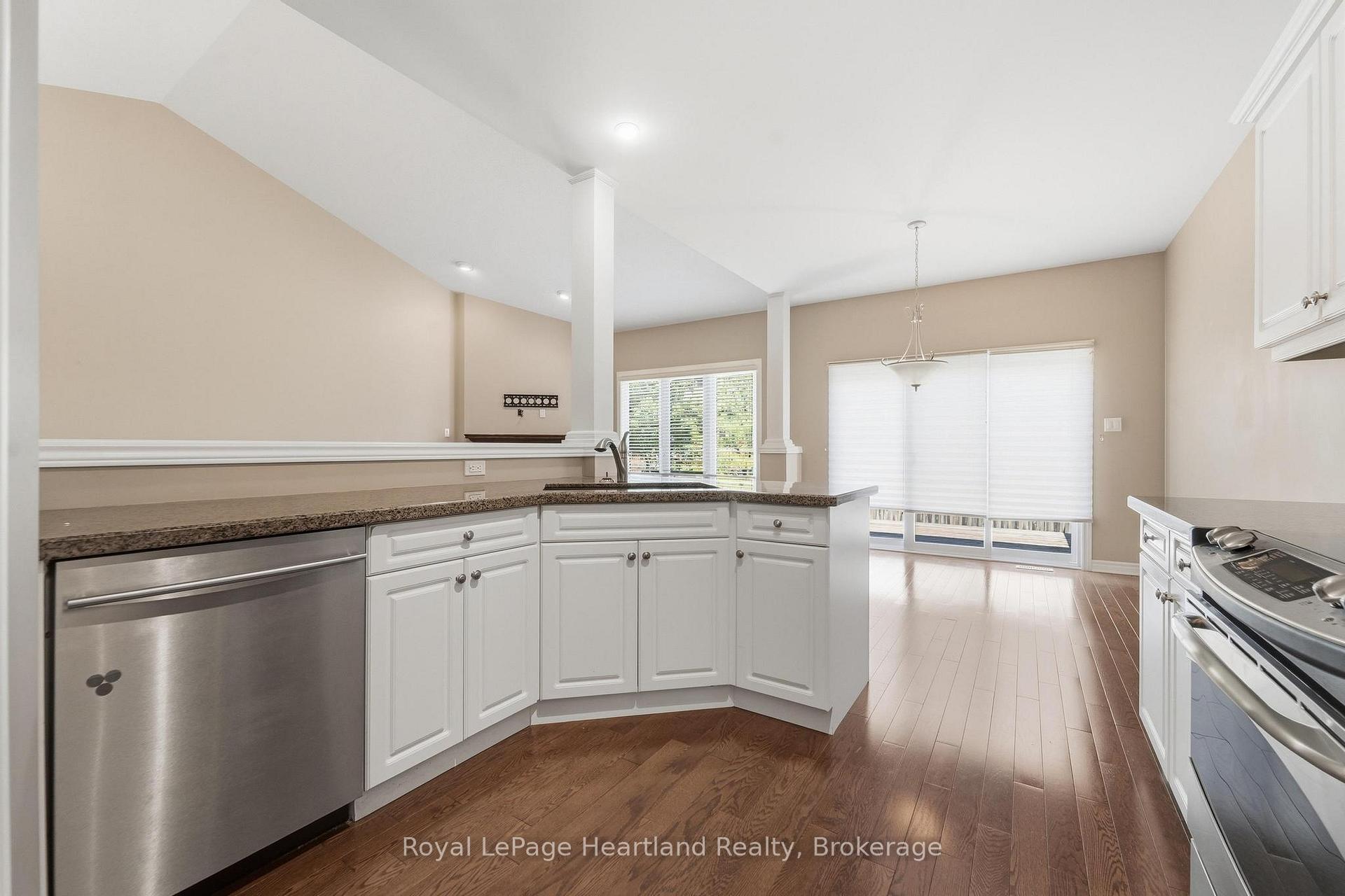 Photo 9 of Unit 18, 518 Blue Jay Drive, London, North B — HOMEH