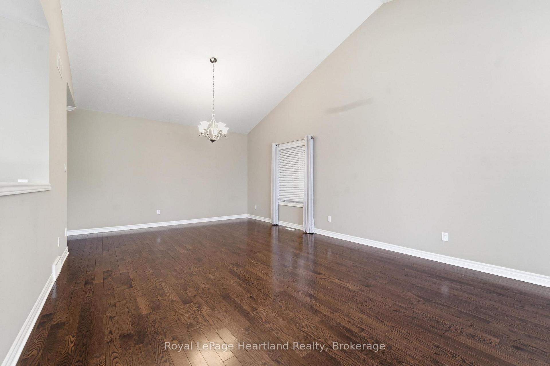 Photo 16 of Unit 18, 518 Blue Jay Drive, London, North B — HOMEH