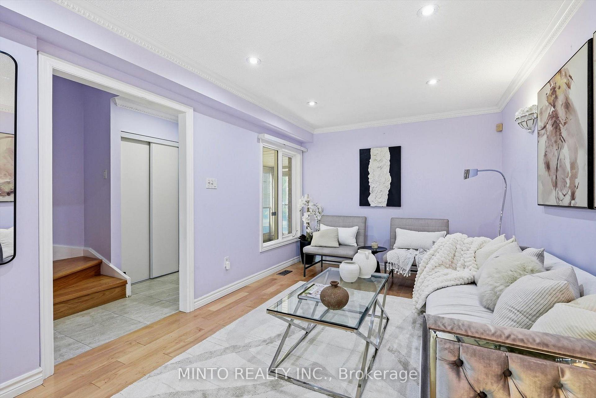 Photo 5 of 169 Kenborough Court, Markham, Milliken Mills East — HOMEH