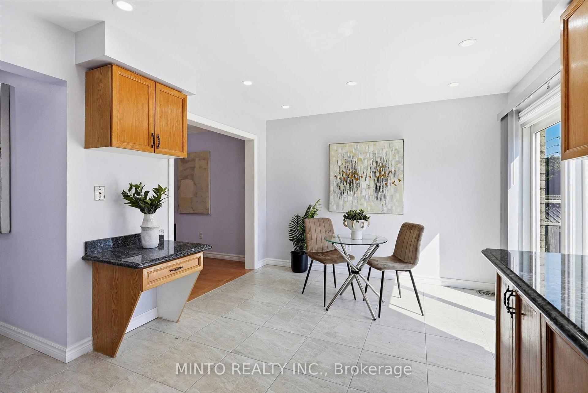 Photo 13 of 169 Kenborough Court, Markham, Milliken Mills East — HOMEH