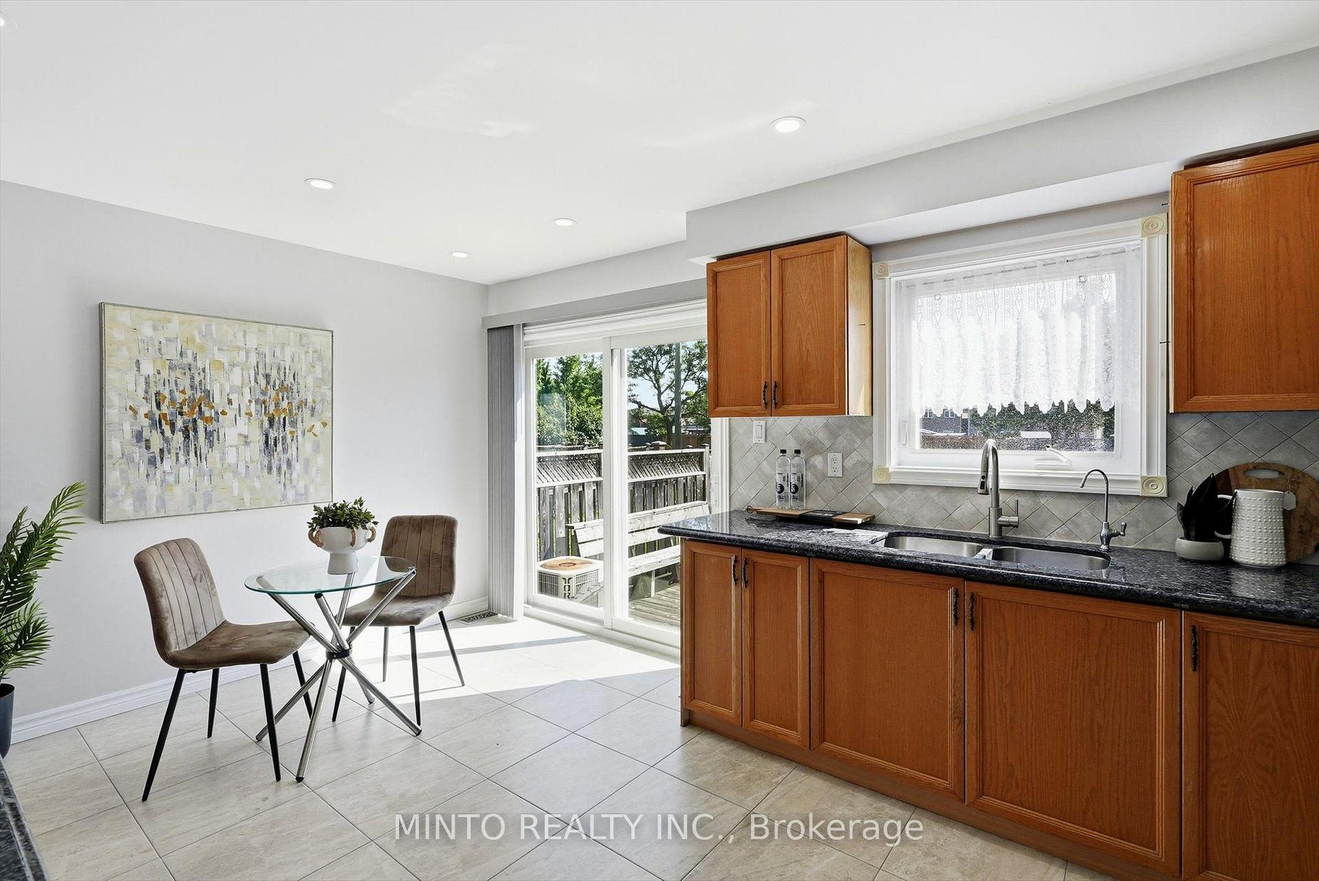 Photo 15 of 169 Kenborough Court, Markham, Milliken Mills East — HOMEH