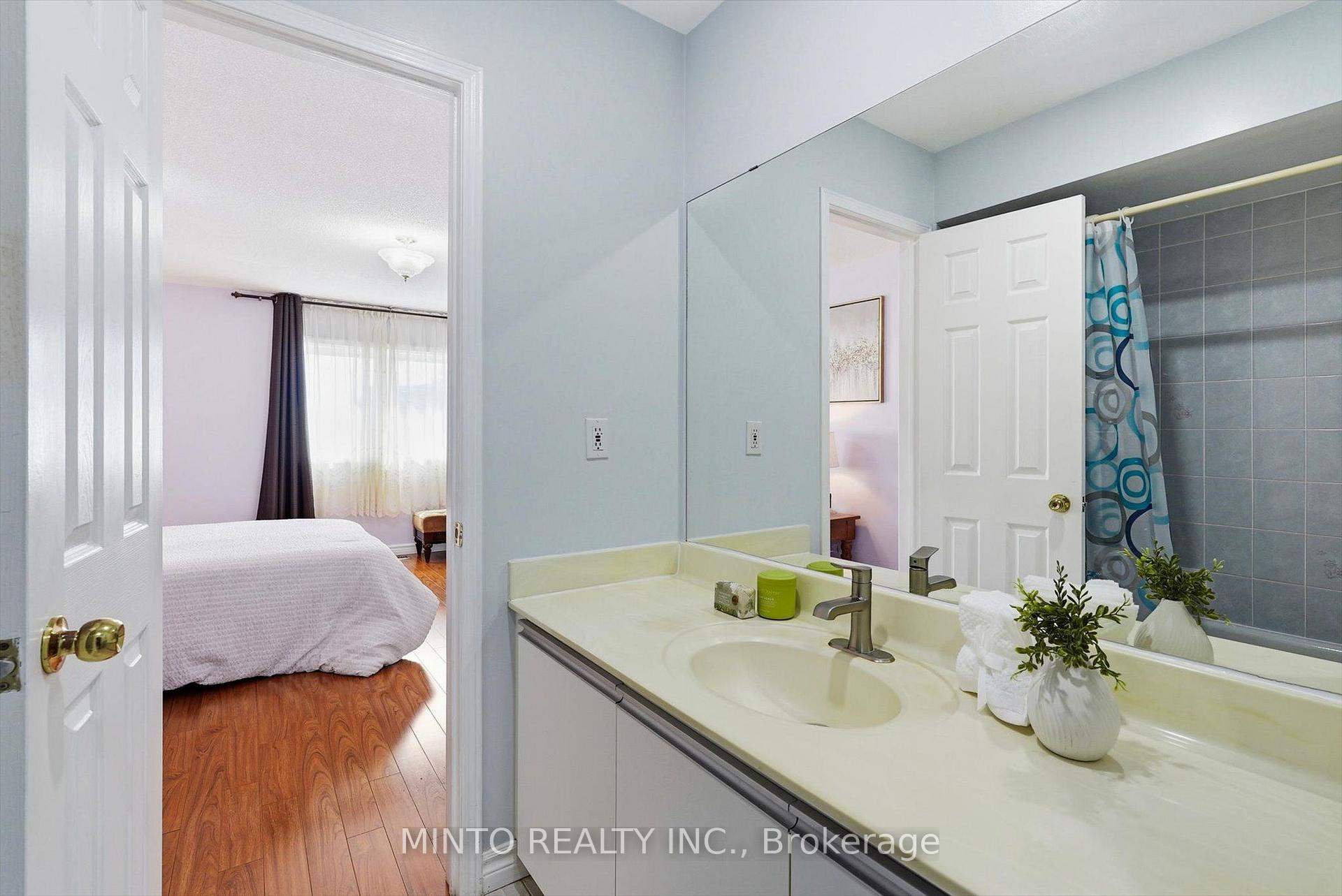 Photo 27 of 169 Kenborough Court, Markham, Milliken Mills East — HOMEH