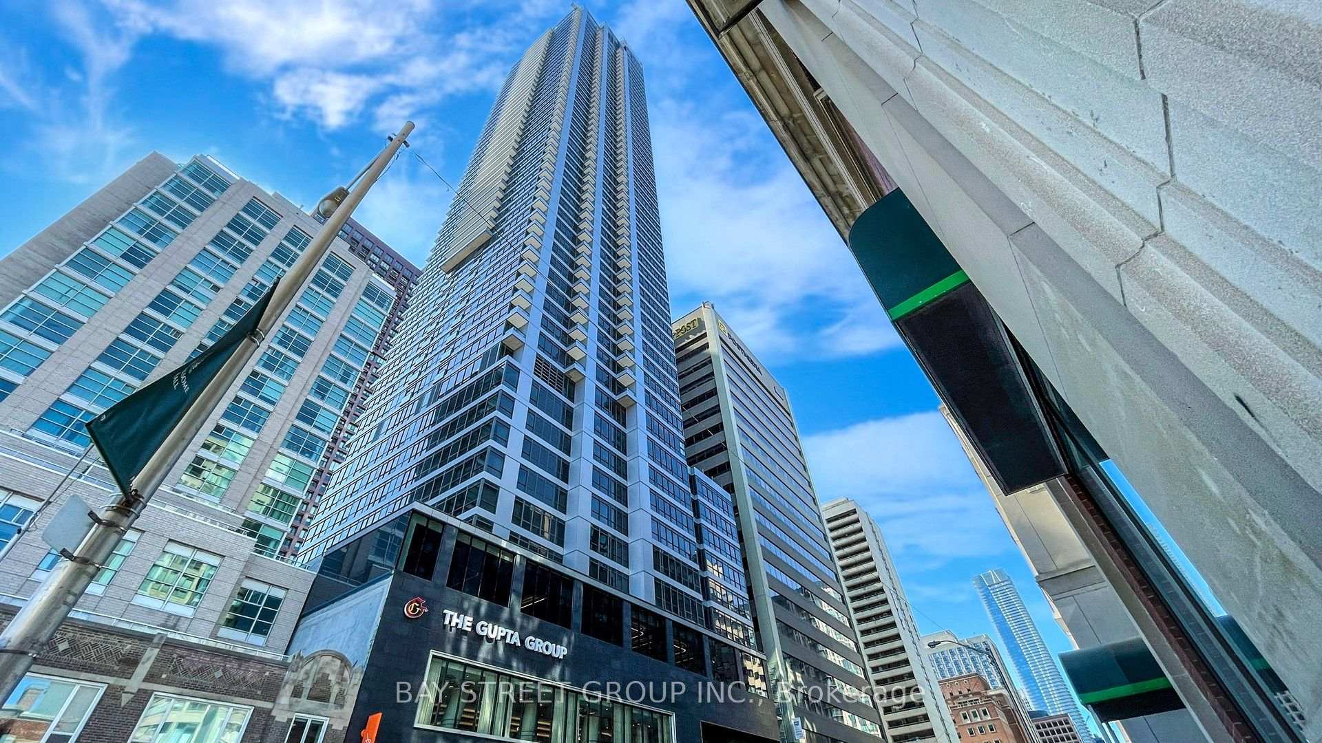 Photo 2 of Unit 4206, 395 Bloor Street E, Toronto, North St. James Town — HOMEH