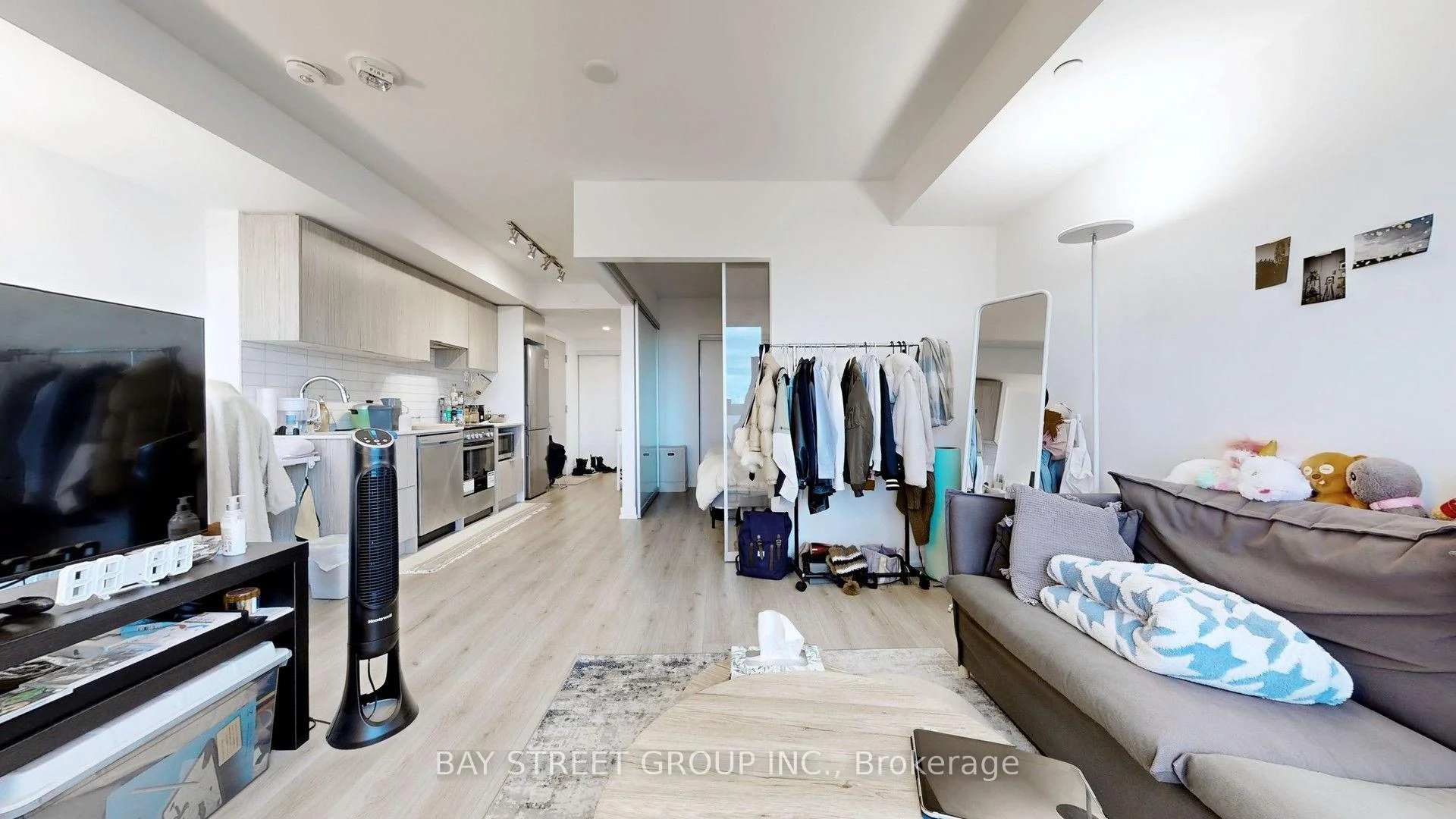 Photo 11 of Unit 4206, 395 Bloor Street E, Toronto, North St. James Town — HOMEH