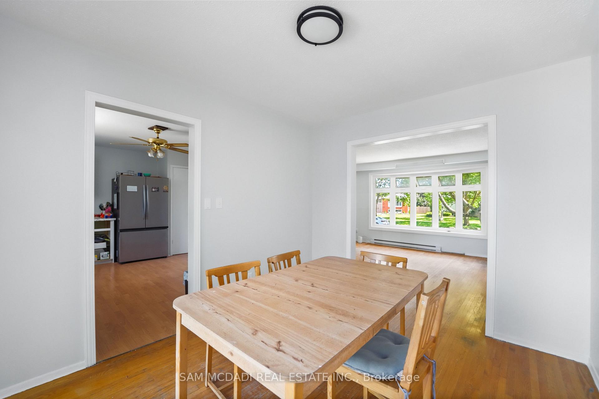 Photo 8 of 70 Briar Road, Barrie, Allandale Heights — HOMEH