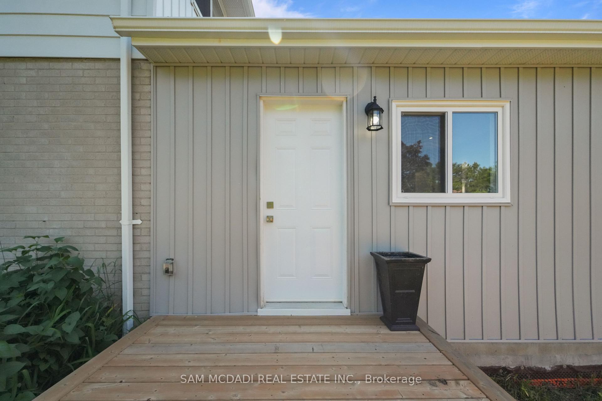Photo 34 of 70 Briar Road, Barrie, Allandale Heights — HOMEH