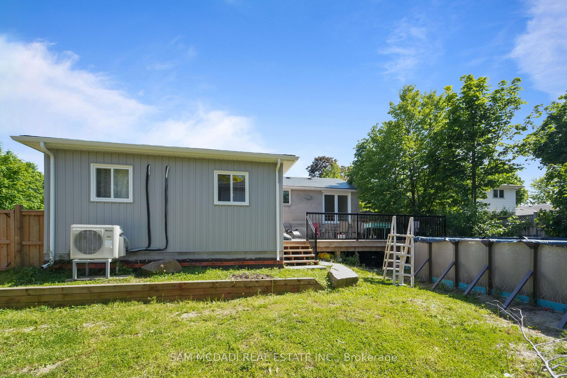 Photo 37 of 70 Briar Road, Barrie, Allandale Heights — HOMEH