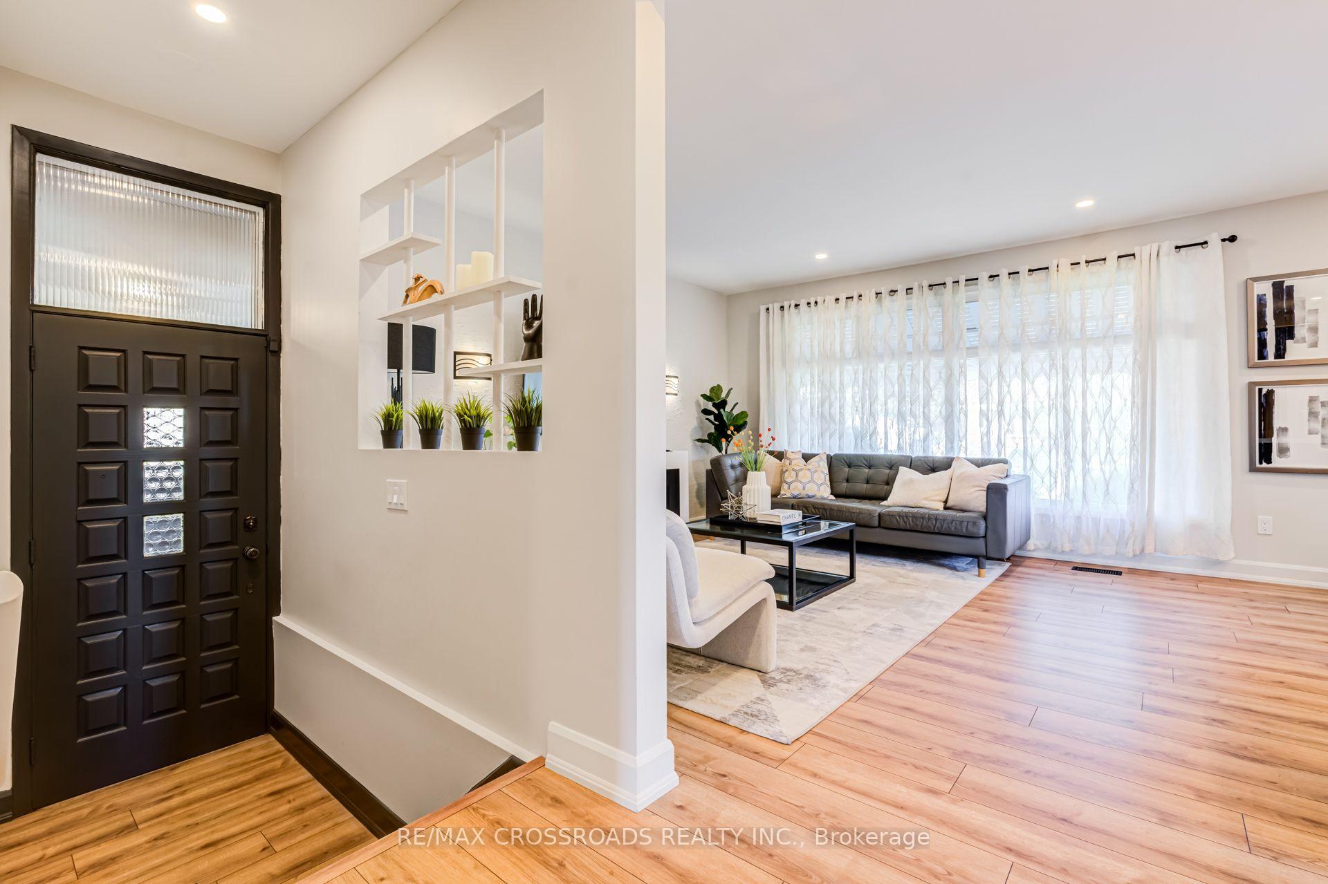 Photo 4 of 49 Clementine Square, Scarborough, Woburn — HOMEH