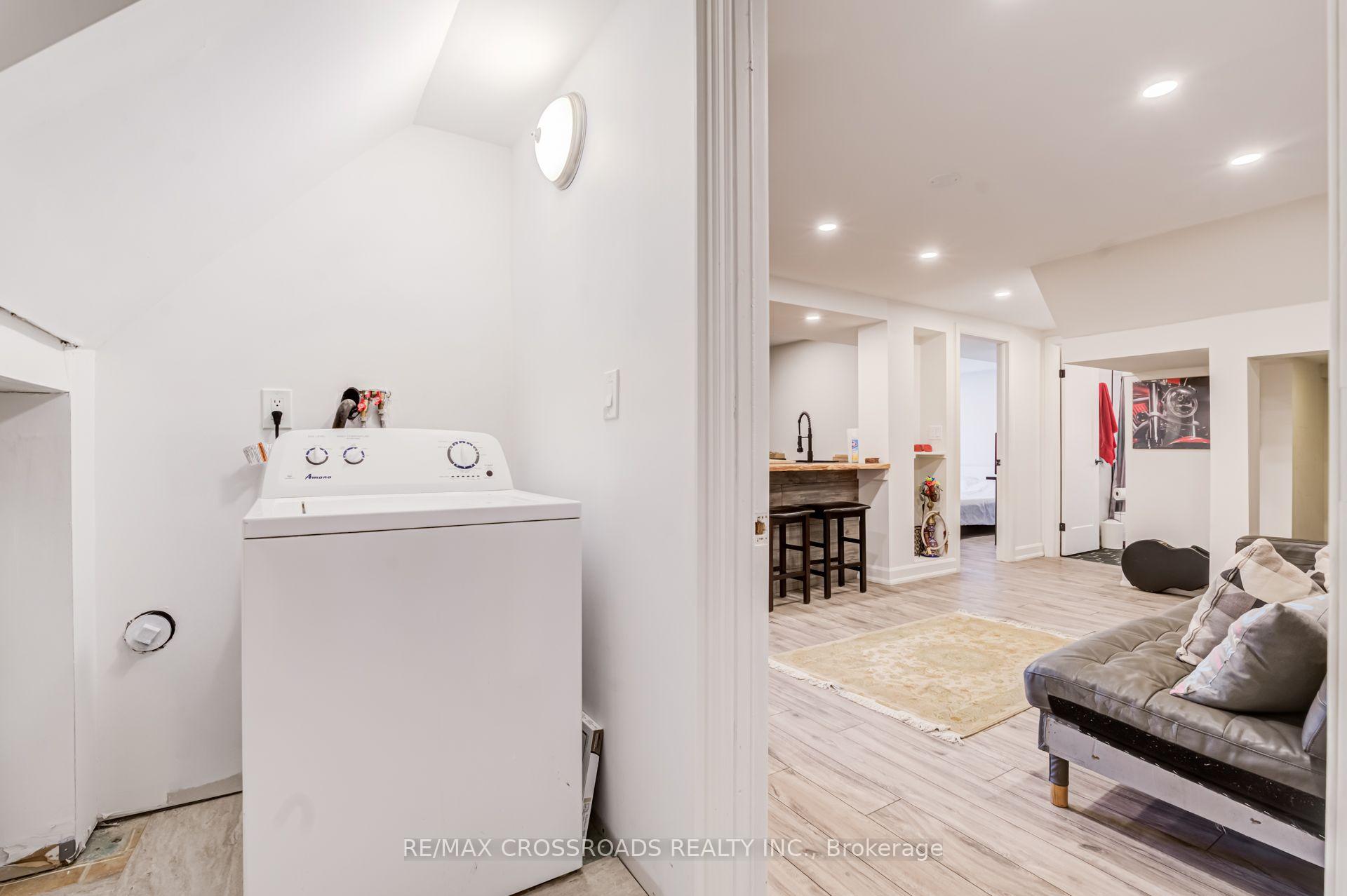 Photo 22 of 49 Clementine Square, Scarborough, Woburn — HOMEH