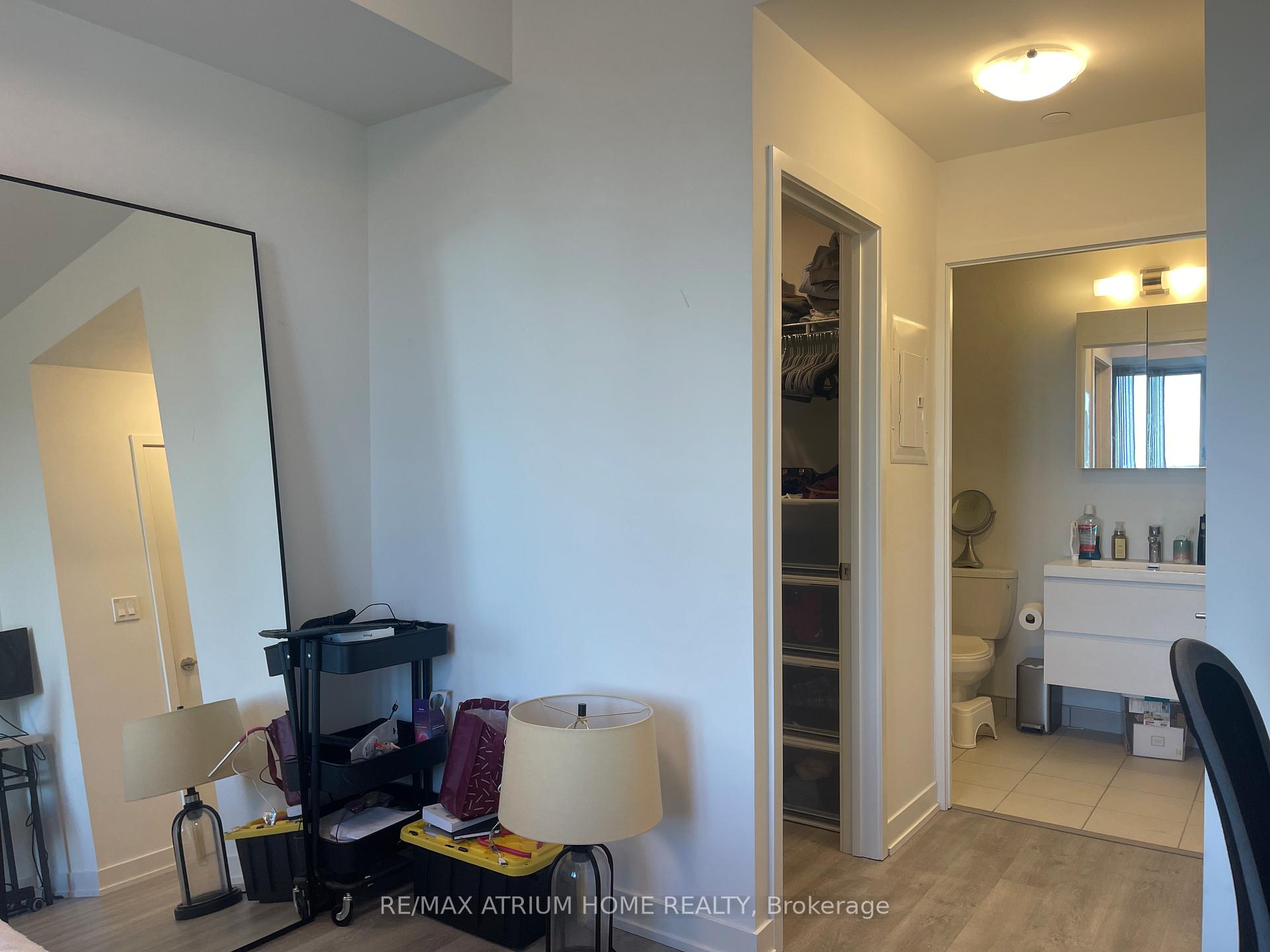 Photo 9 of Unit 511, 38 Simcoe Promenade, Markham, Unionville — HOMEH