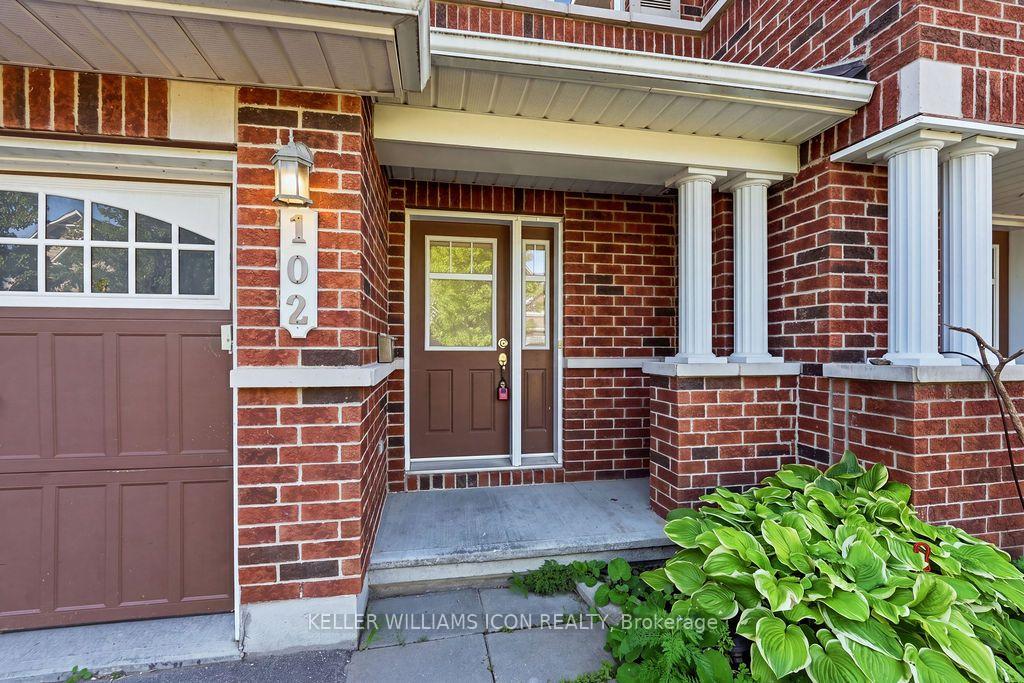 Photo 2 of 102 Garrity Crescent, Ottawa, Barrhaven - Strandherd — HOMEH