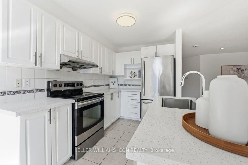 Photo 17 of 102 Garrity Crescent, Ottawa, Barrhaven - Strandherd — HOMEH