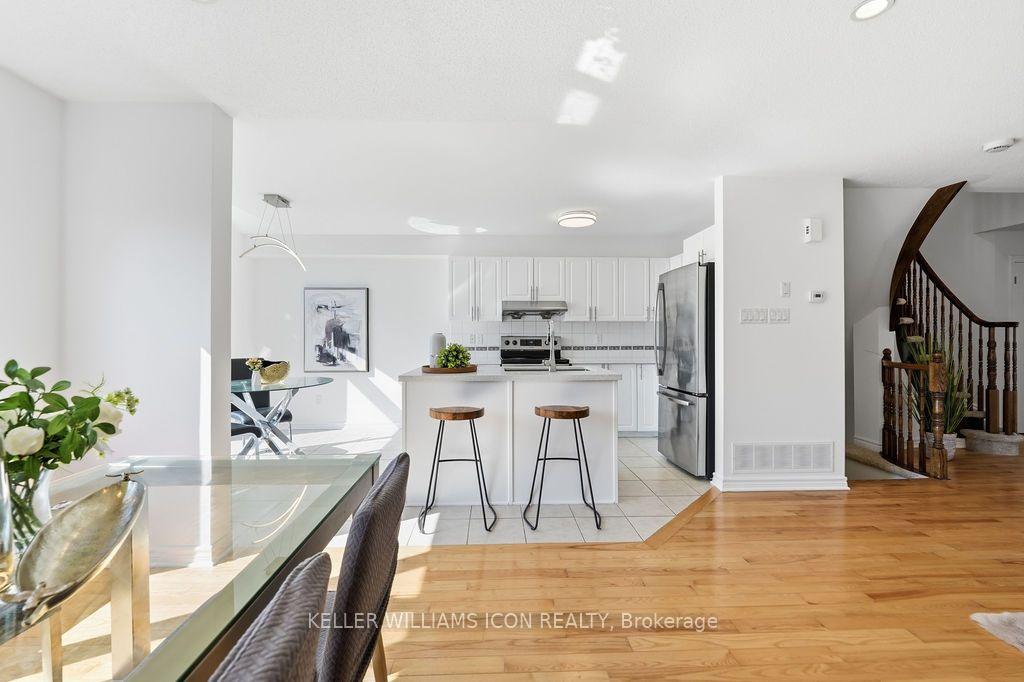 Photo 20 of 102 Garrity Crescent, Ottawa, Barrhaven - Strandherd — HOMEH