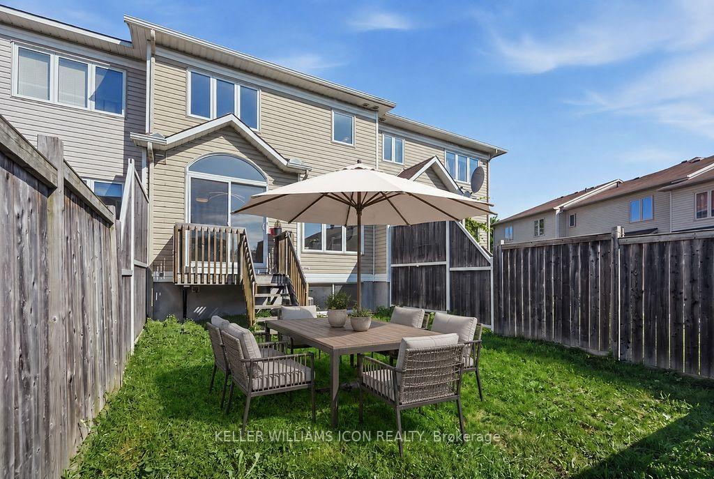 Photo 40 of 102 Garrity Crescent, Ottawa, Barrhaven - Strandherd — HOMEH