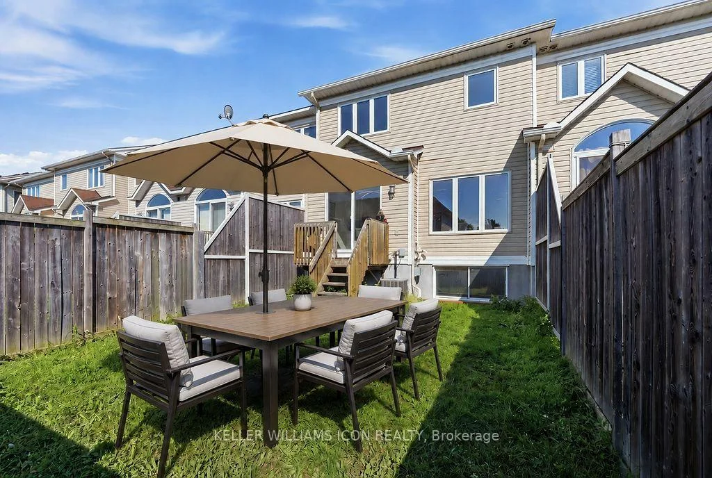 Photo 43 of 102 Garrity Crescent, Ottawa, Barrhaven - Strandherd — HOMEH