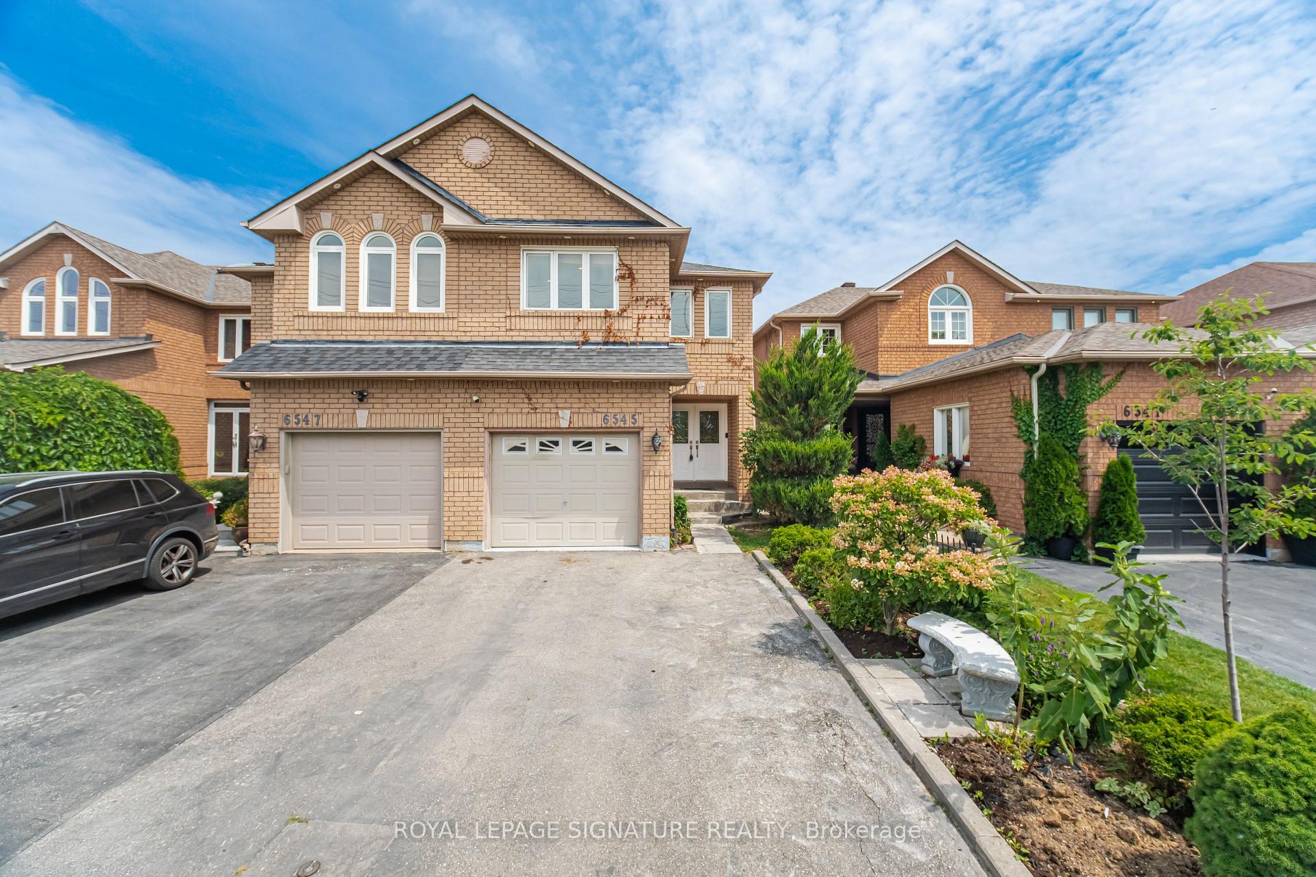 Photo 2 of 6545 Sapling Trail, Mississauga, Lisgar — HOMEH