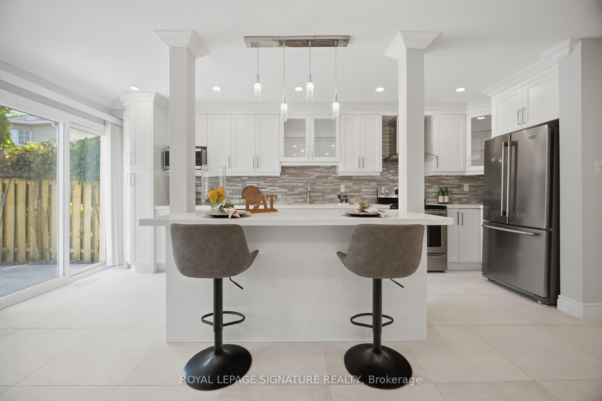Photo 16 of 6545 Sapling Trail, Mississauga, Lisgar — HOMEH