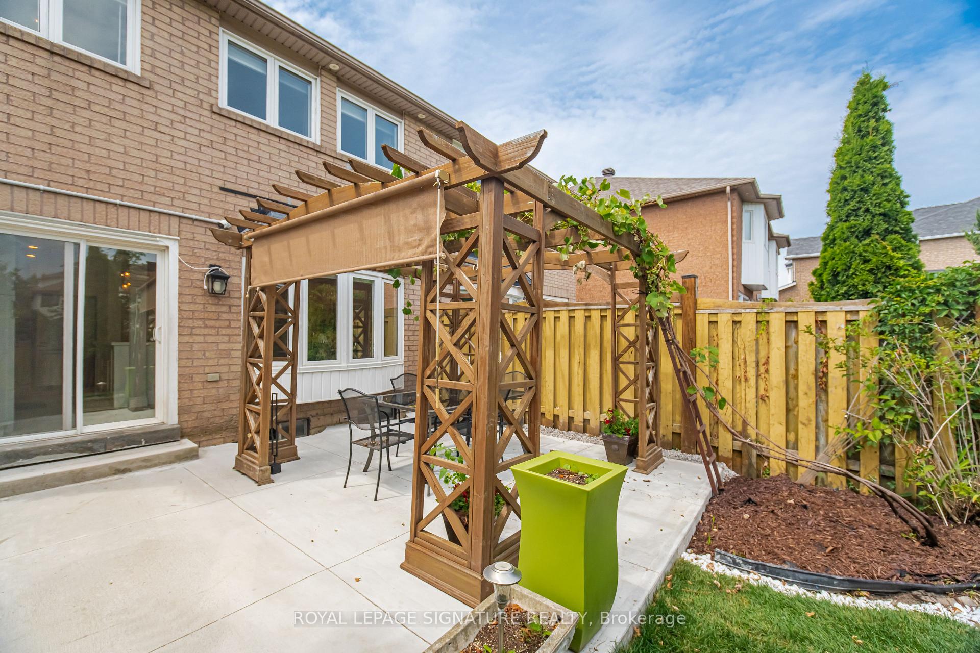 Photo 46 of 6545 Sapling Trail, Mississauga, Lisgar — HOMEH