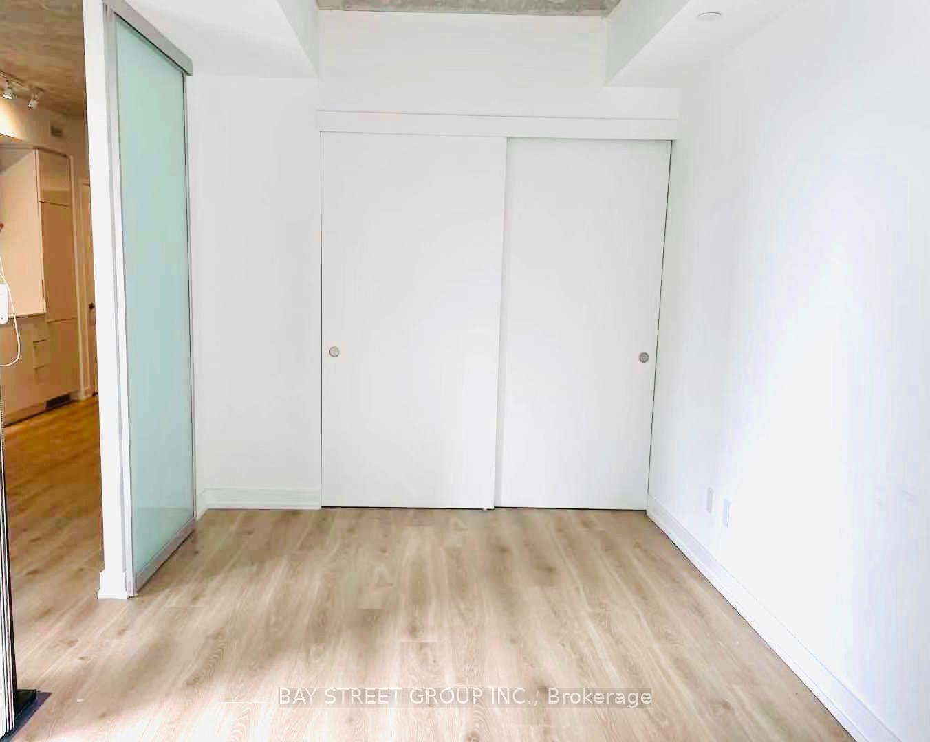 Photo 8 of Unit 320, 161 Roehampton Avenue, Toronto, Mount Pleasant West — HOMEH