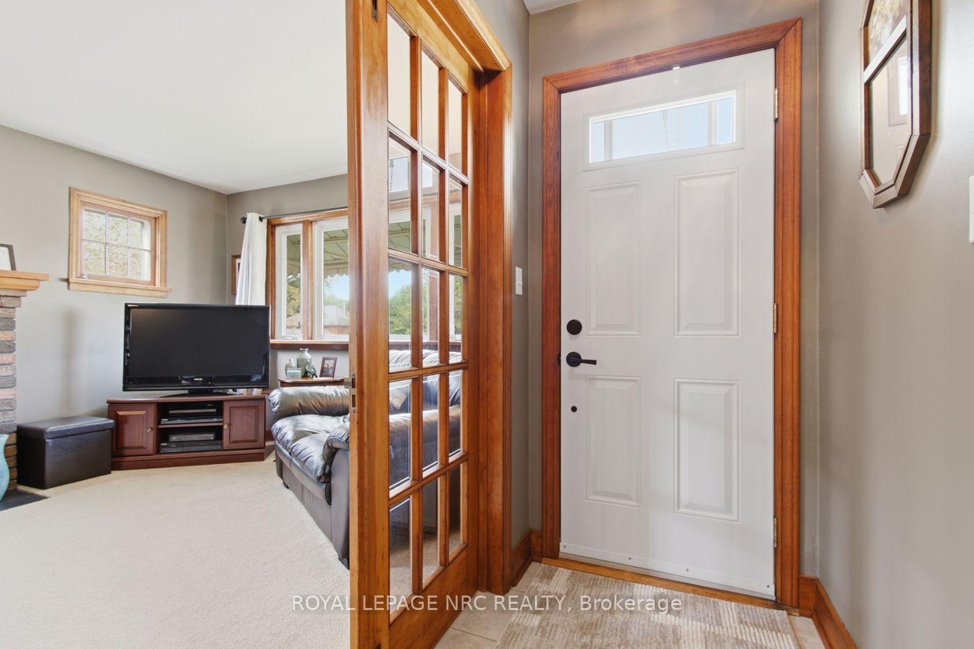 Photo 5 of 23 Clare Avenue, Port Colborne, Sugarloaf — HOMEH