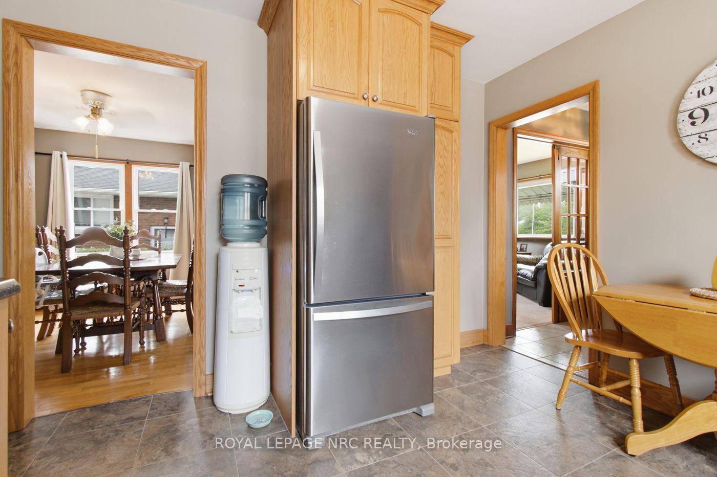 Photo 17 of 23 Clare Avenue, Port Colborne, Sugarloaf — HOMEH
