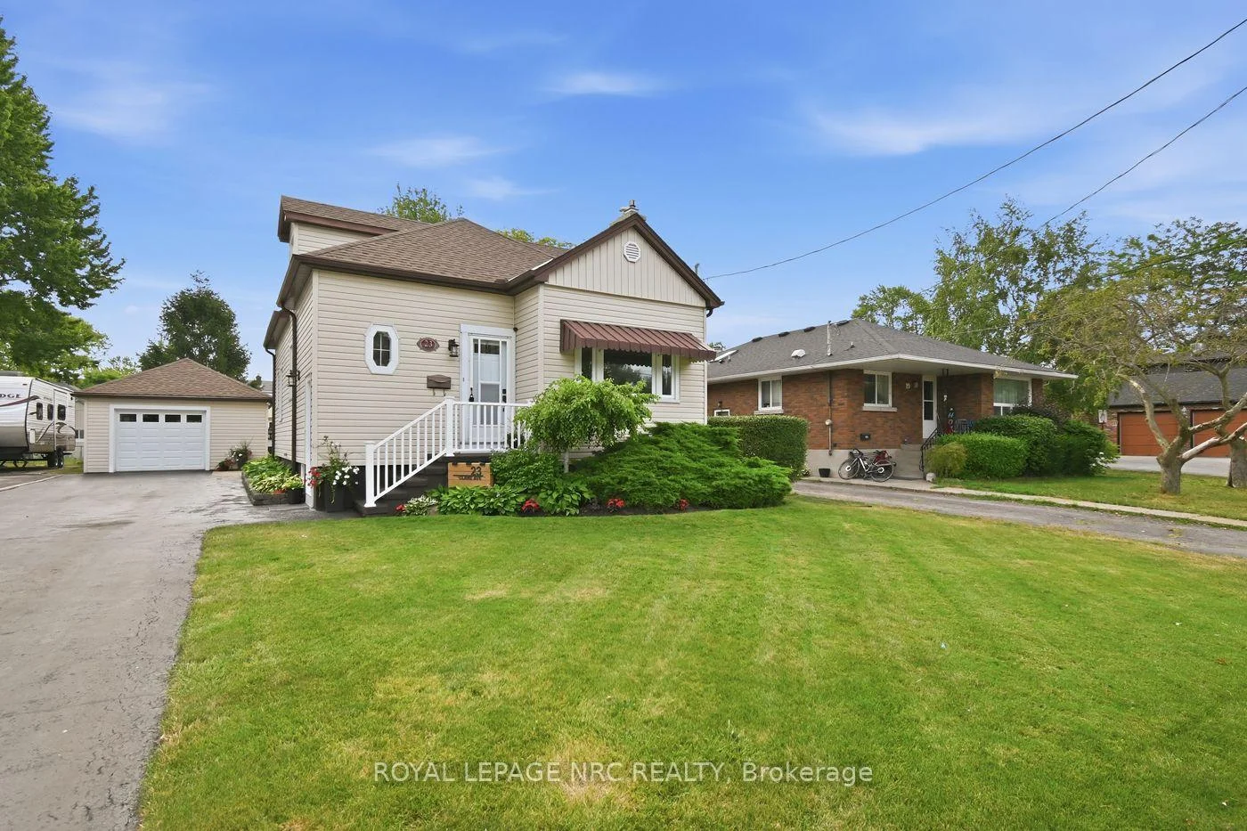 Photo 2 of 23 Clare Avenue, Port Colborne, Sugarloaf — HOMEH