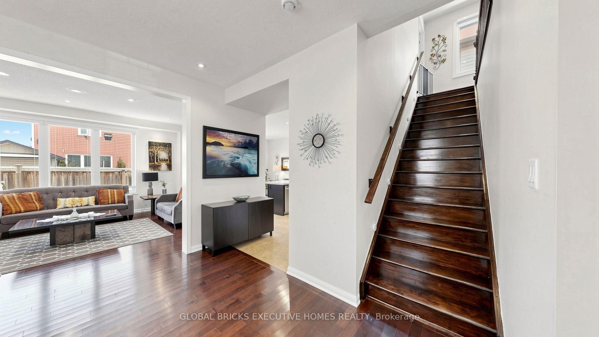 Photo 17 of 381 Gosford Crescent, Milton, Willmott — HOMEH