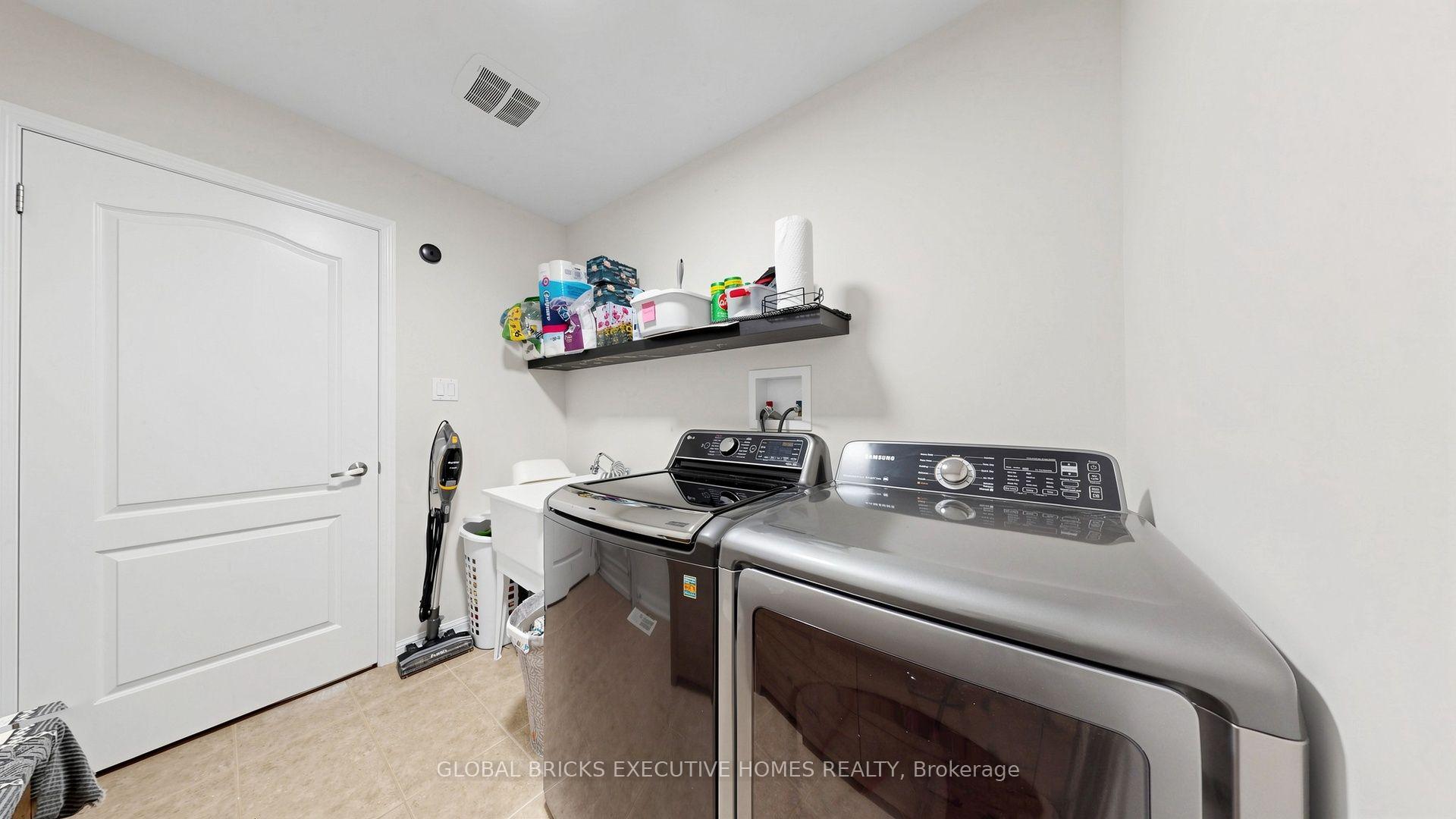Photo 41 of 381 Gosford Crescent, Milton, Willmott — HOMEH