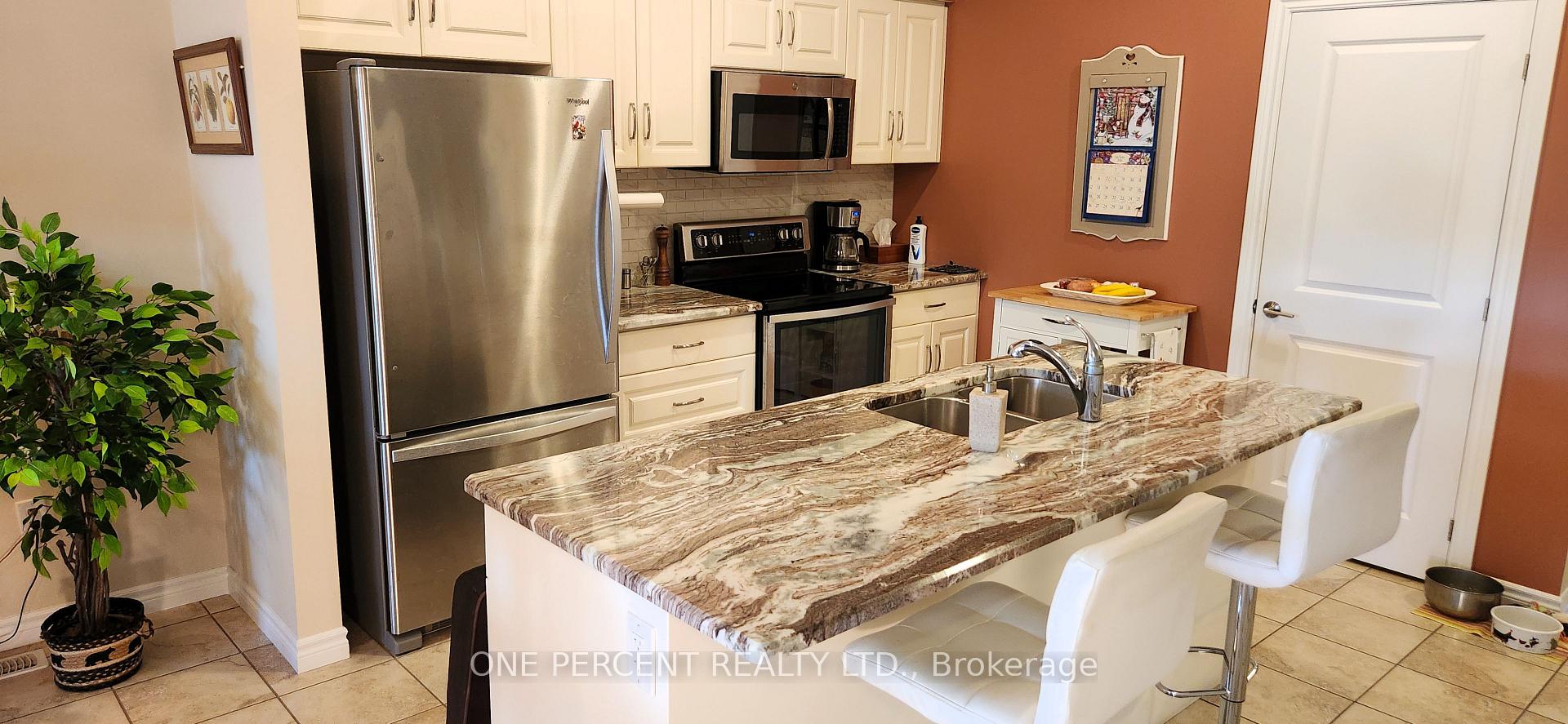 Photo 6 of 945 Cook Drive, Midland — HOMEH