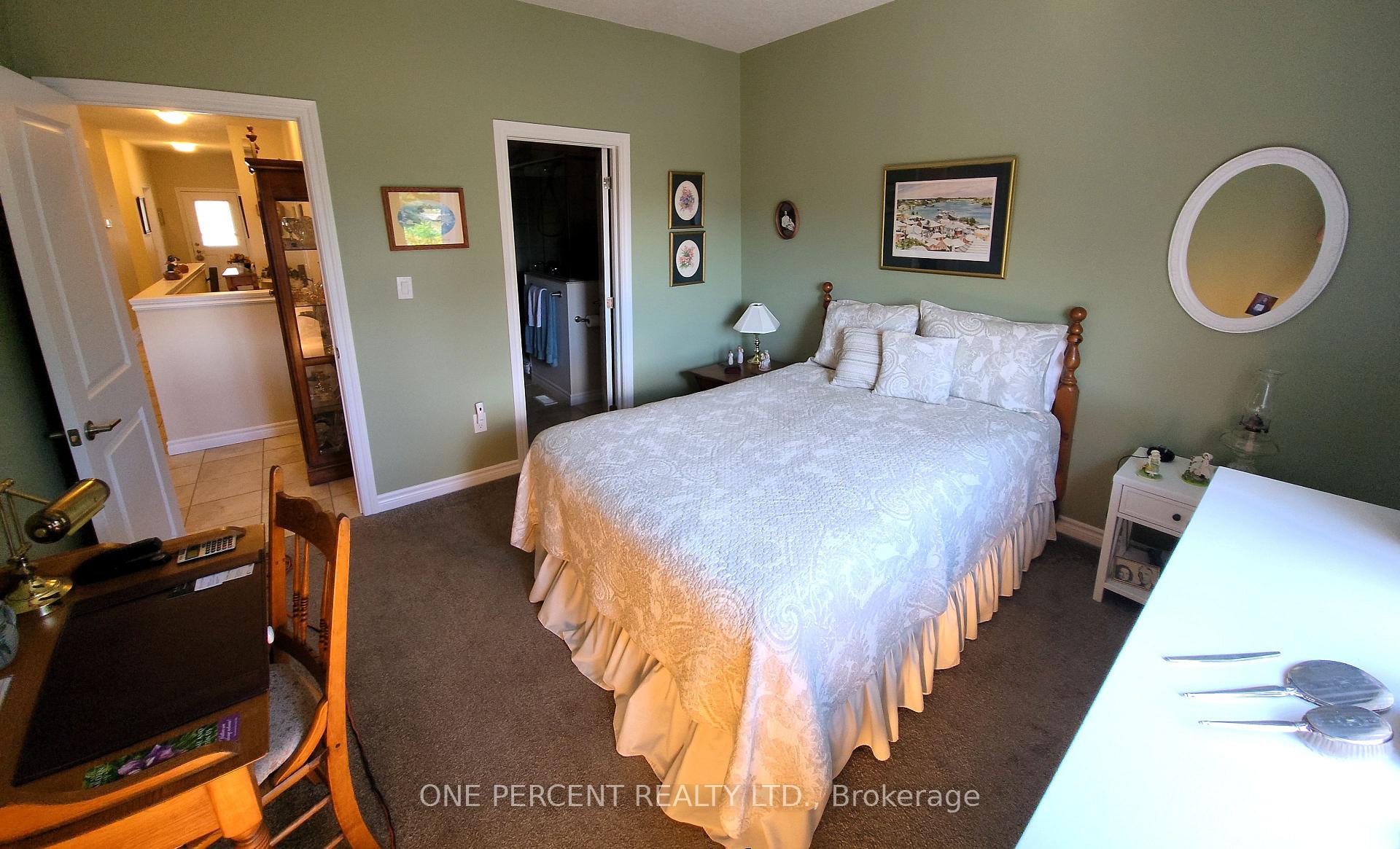Photo 12 of 945 Cook Drive, Midland — HOMEH