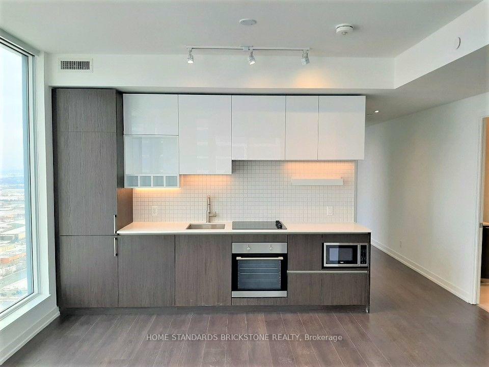 Photo 9 of Unit 4802, 5 Buttermill Avenue, Vaughan, Vaughan Corporate Centre — HOMEH
