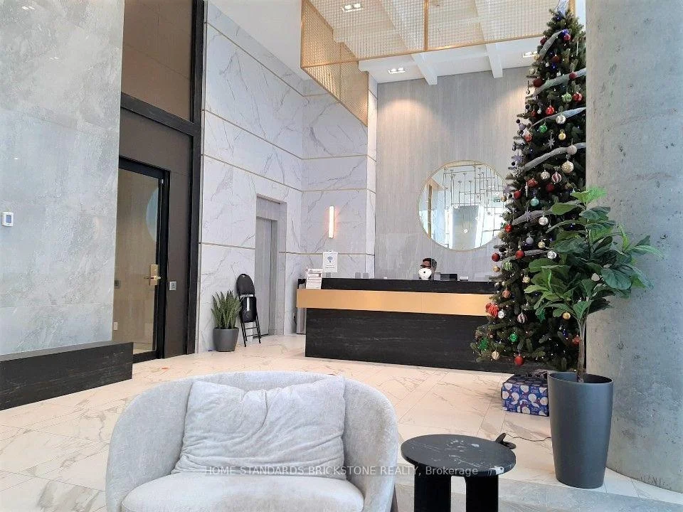Photo 4 of Unit 4802, 5 Buttermill Avenue, Vaughan, Vaughan Corporate Centre — HOMEH