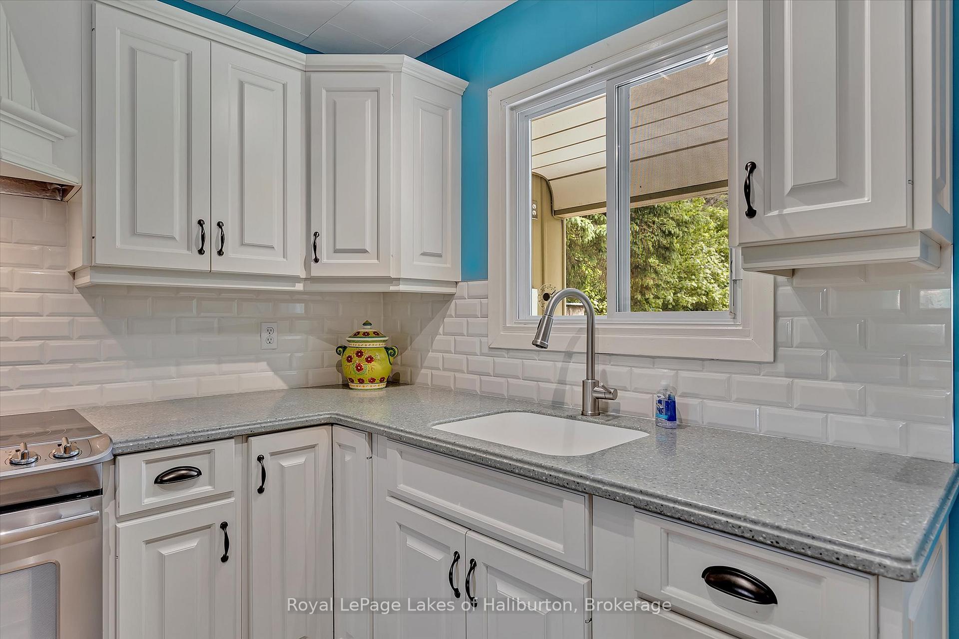 Photo 9 of 1093 Lamar Drive, Algonquin Highlands, Stanhope — HOMEH